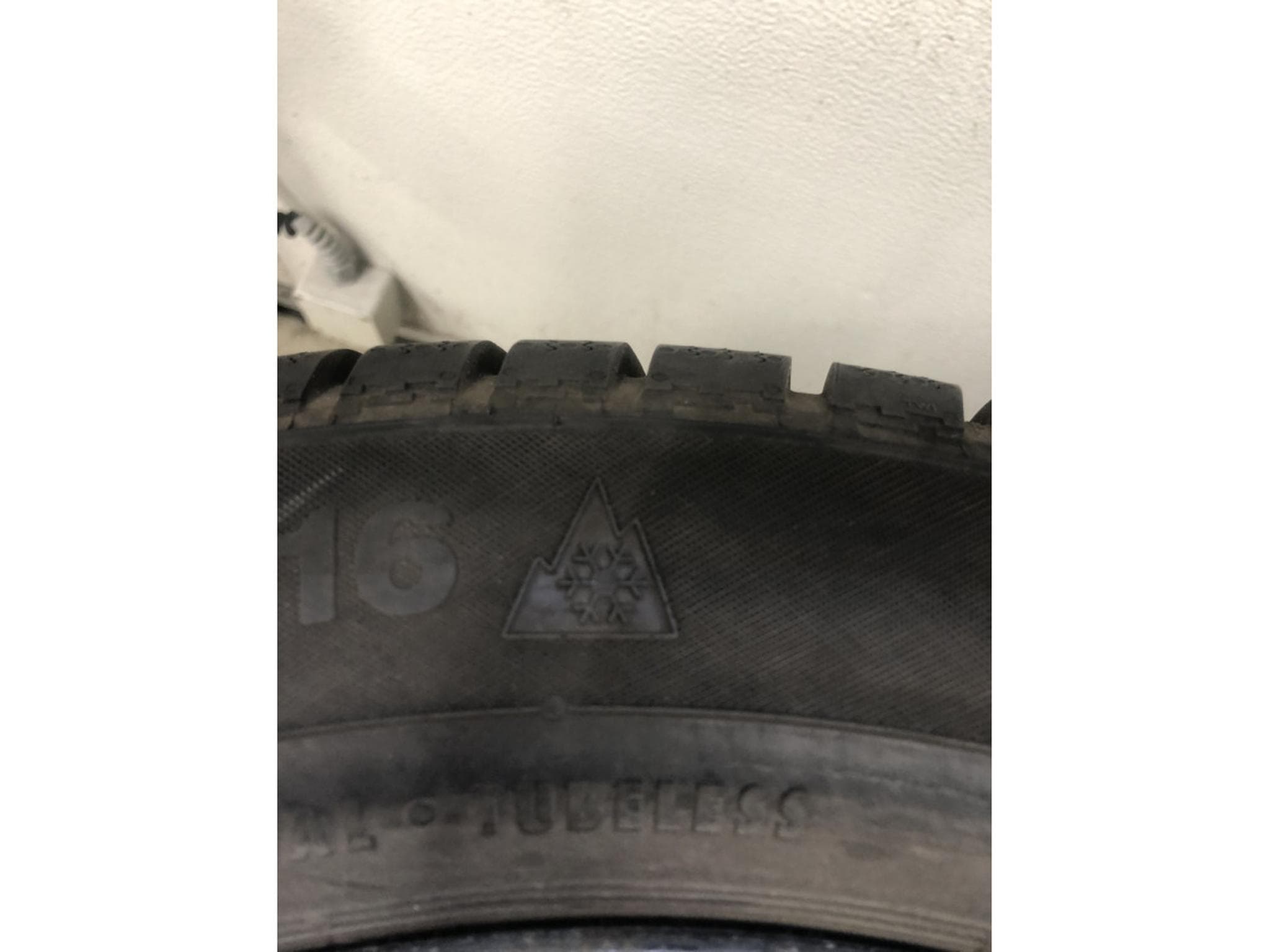 Jantes acier + Pneus – 16" - Photo 4