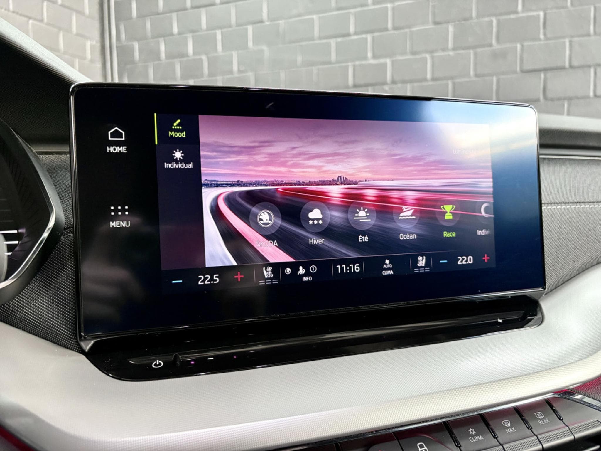 Skoda Octavia iV Estate Style 1.4 PHEV 204 CV (2021) - Photo 19