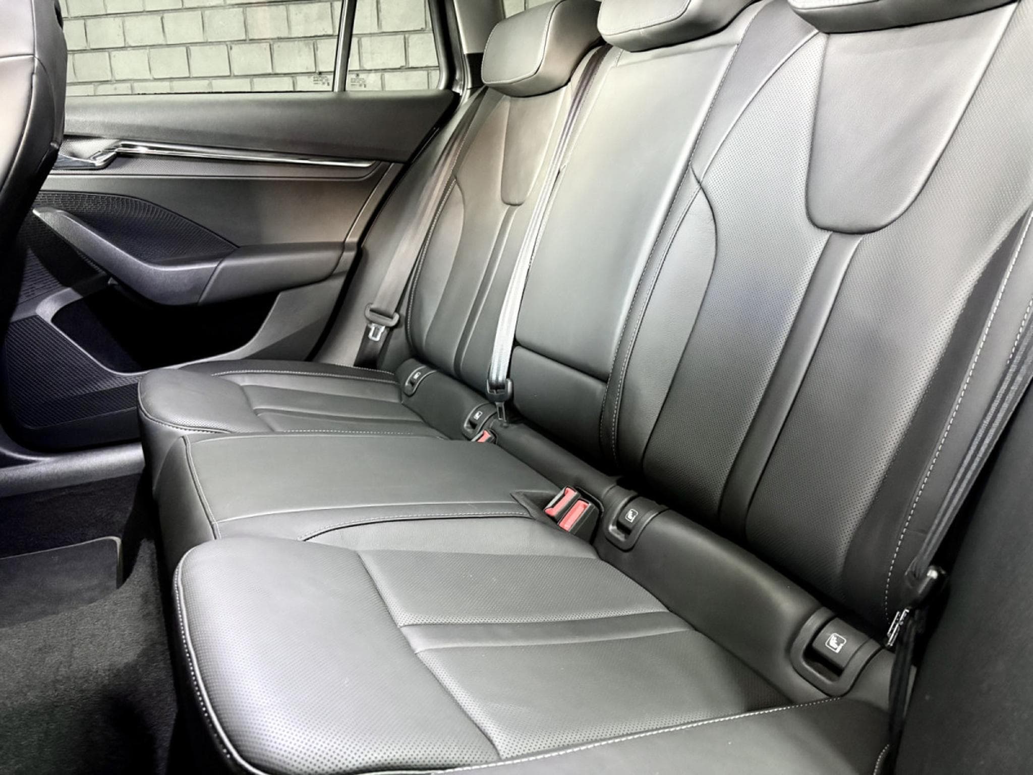 Skoda Octavia iV Estate Style 1.4 PHEV 204 CV (2021) - Photo 21