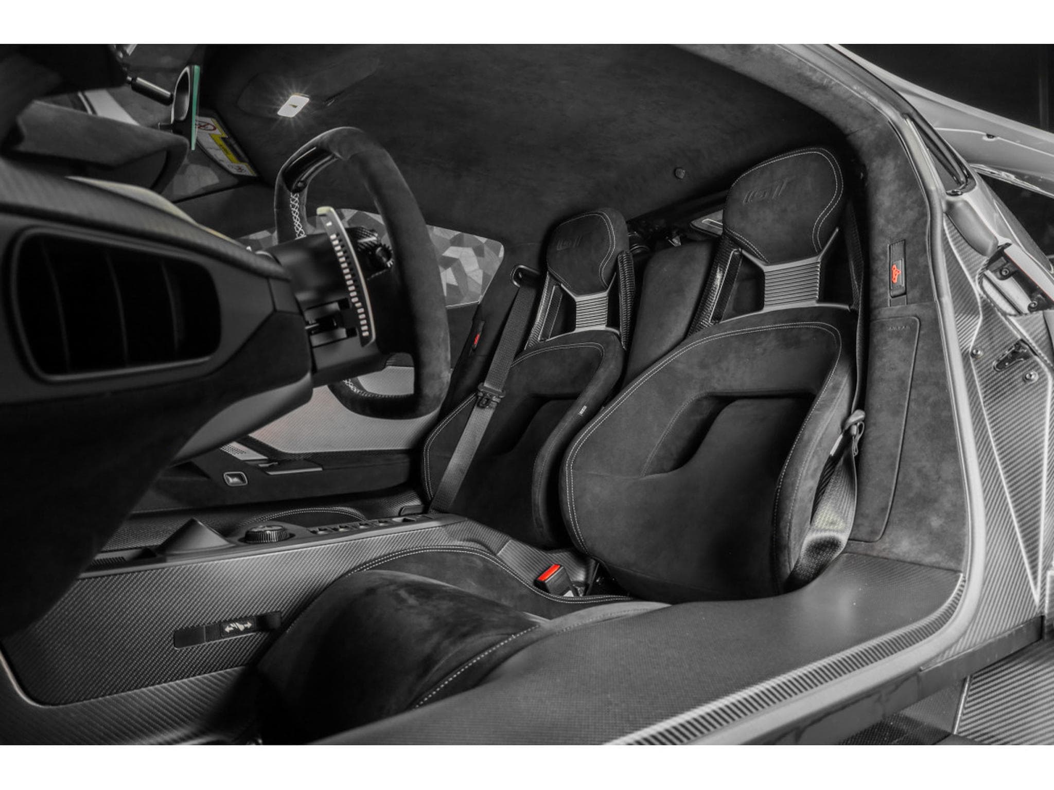 Ford AMG GT Carbon Series - Ingot Silver (2023) - Photo 10