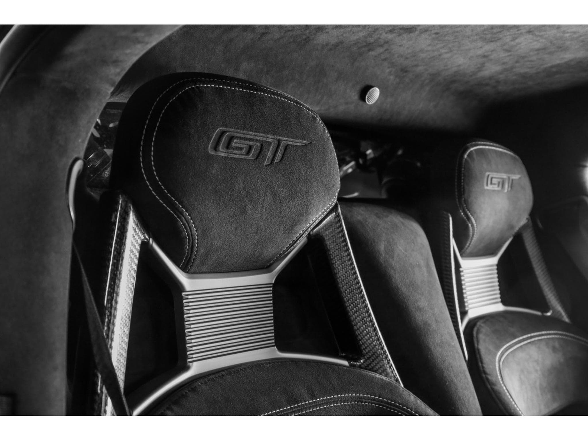 Ford AMG GT Carbon Series - Ingot Silver (2023) - Photo 20