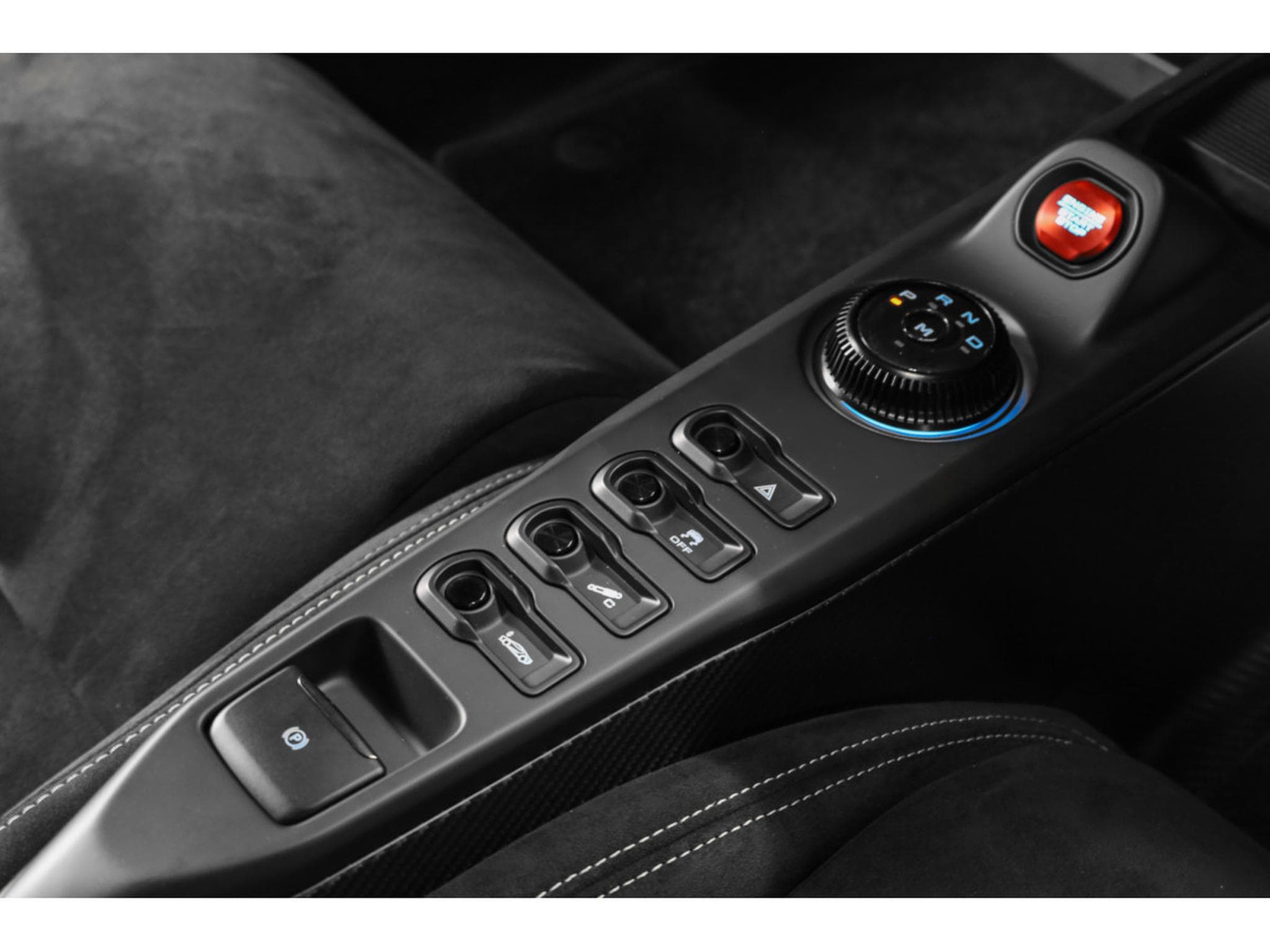 Ford AMG GT Carbon Series - Ingot Silver (2023) - Photo 25