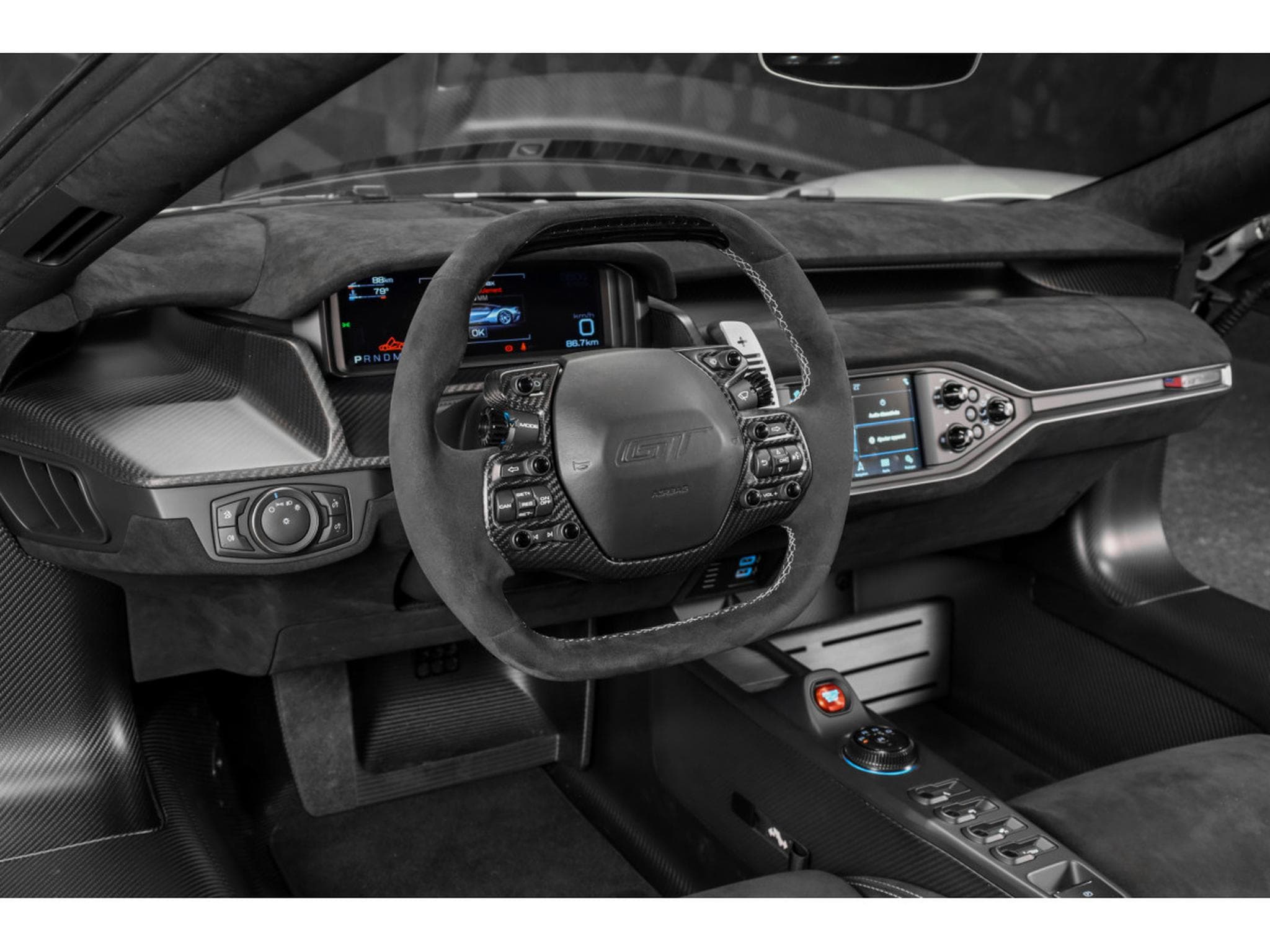 Ford AMG GT Carbon Series - Ingot Silver (2023) - Photo 9