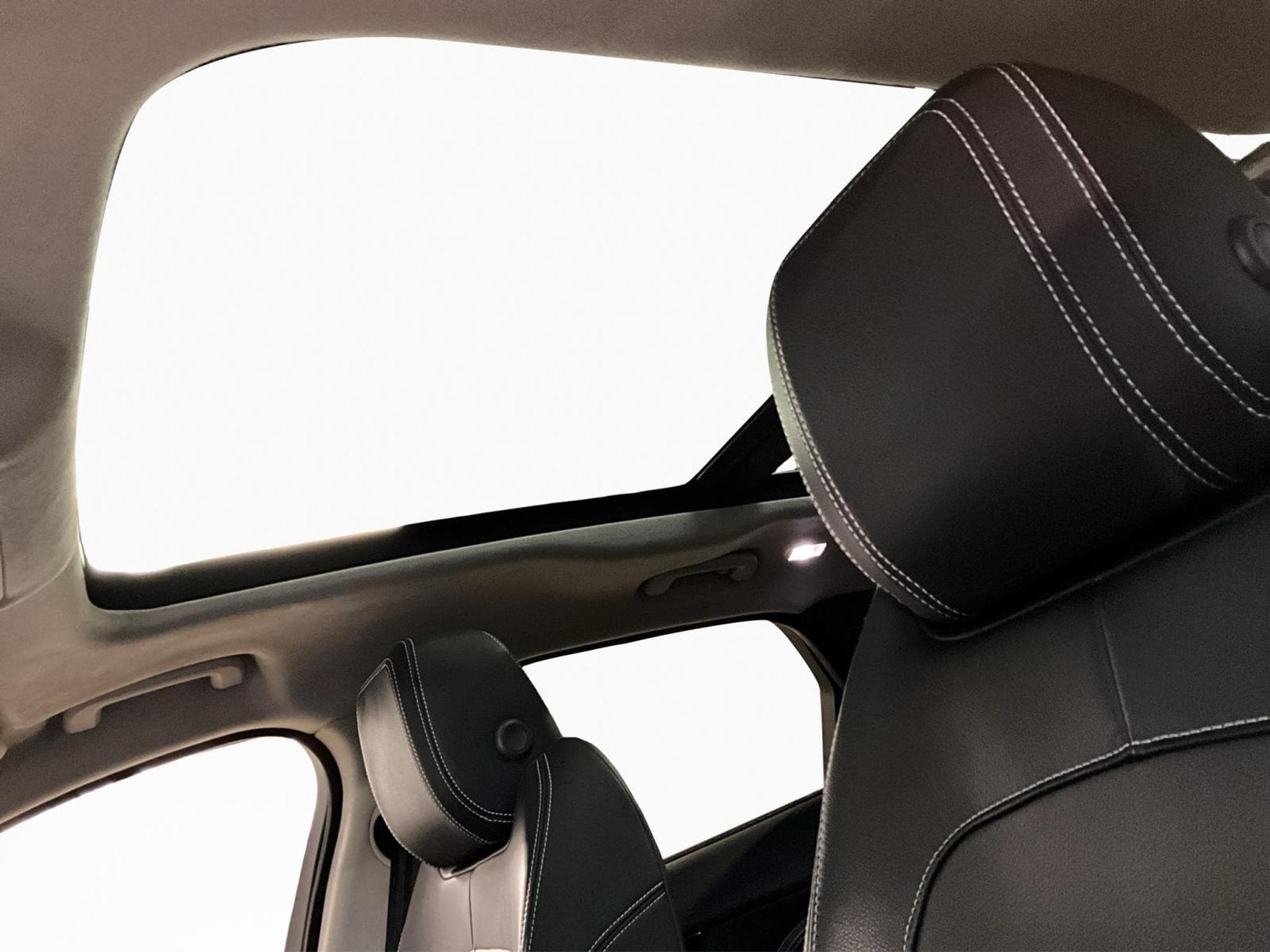 Jaguar F-Pace R-Sport+Aut+4Motion+Navi+Sound (2020) - Photo 18