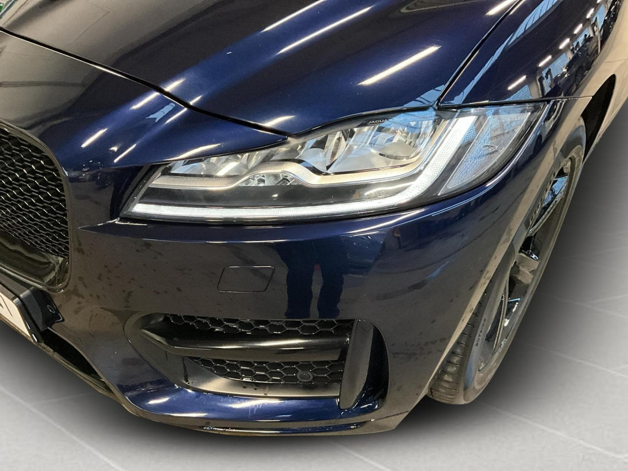 Jaguar F-Pace R-Sport+Aut+4Motion+Navi+Sound (2020) - Photo 9