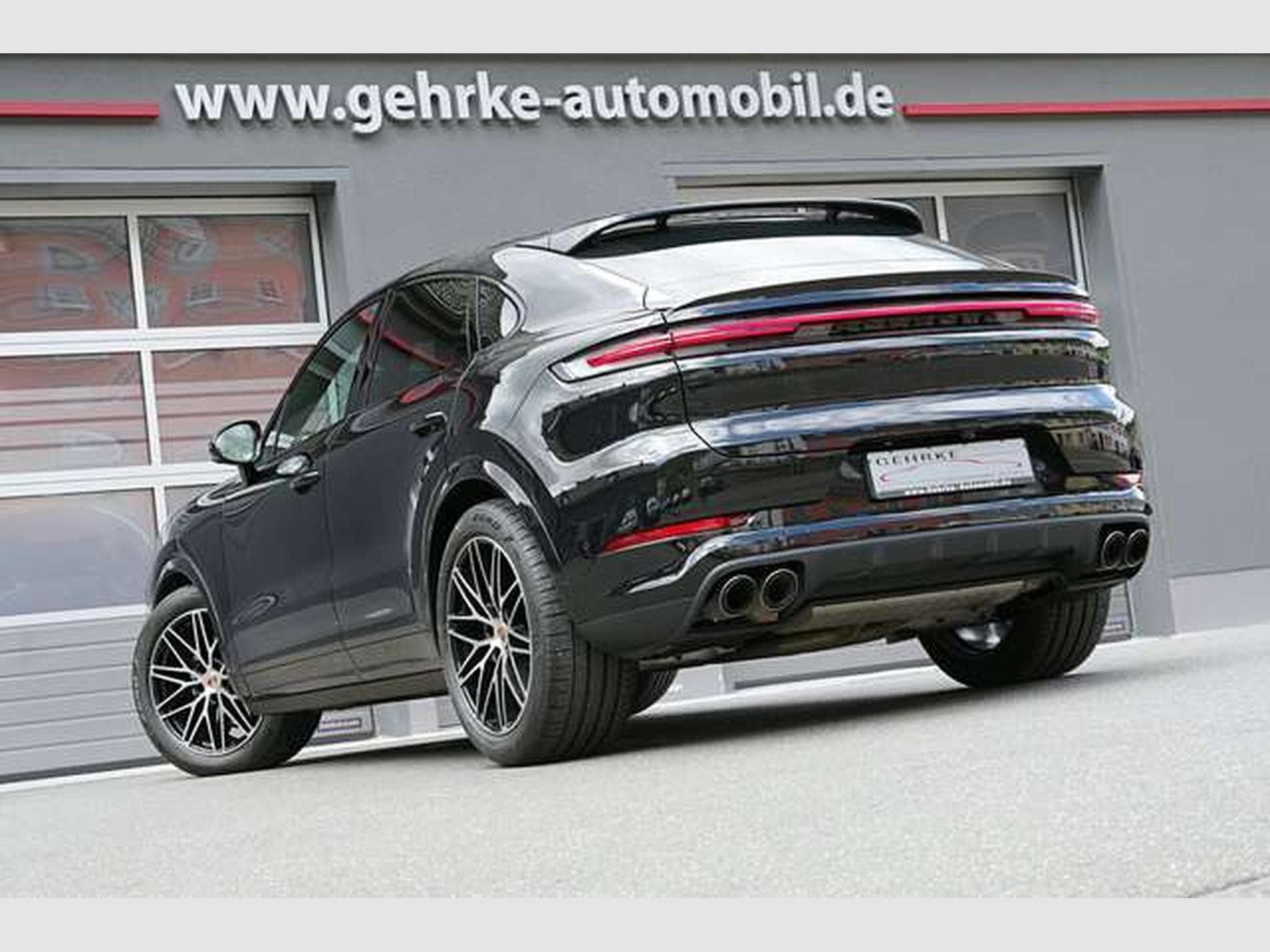 Porsche Cayenne Cayenne Coupe Black Edition*4+1,AVAILABLE TODAY* (2026) - Photo 2