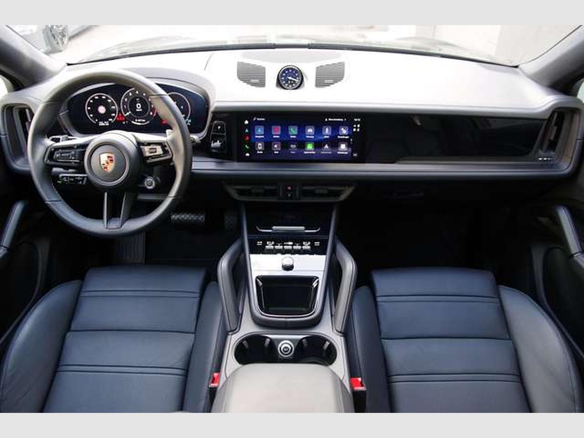 Porsche Cayenne Cayenne Coupe Black Edition*4+1,AVAILABLE TODAY* (2026) - Photo 4