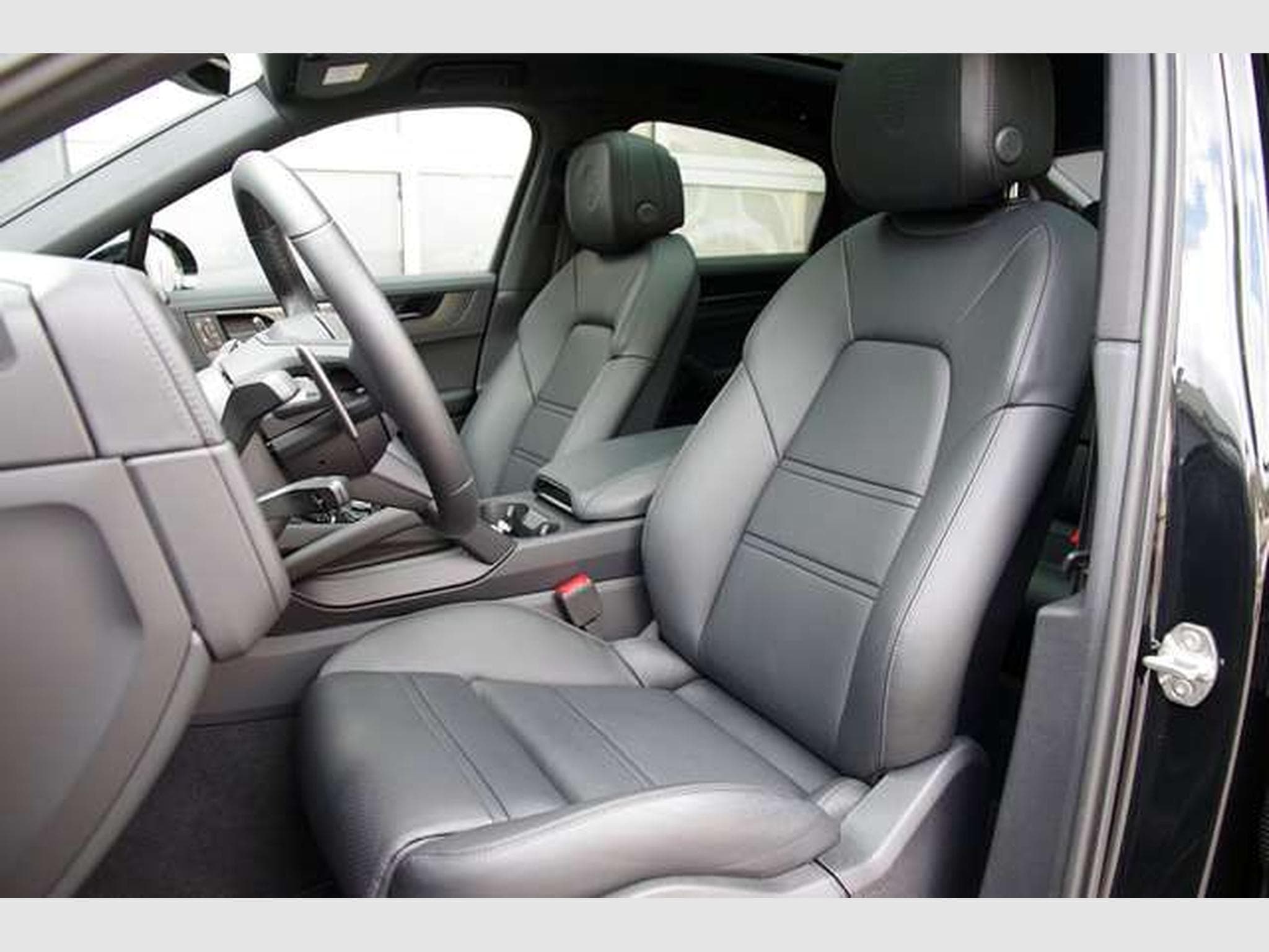 Porsche Cayenne Cayenne Coupe Black Edition*4+1,AVAILABLE TODAY* (2026) - Photo 6