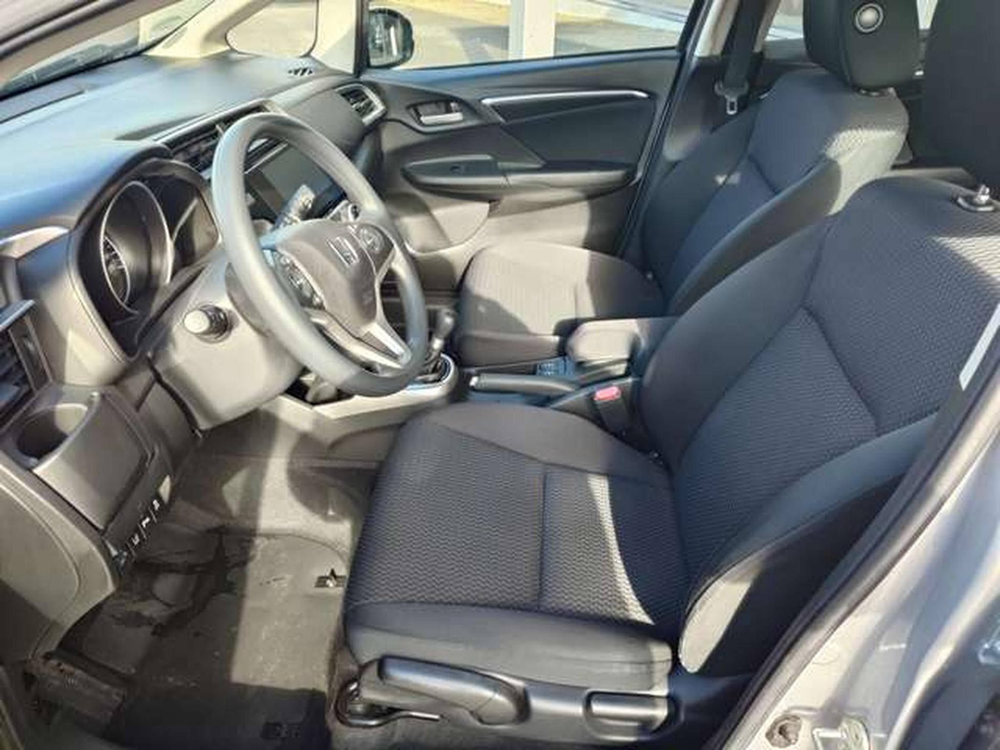 Honda Jazz Jazz 1.3i-VTEC Comfort  NAVI BVM6 (2018) - Photo 5