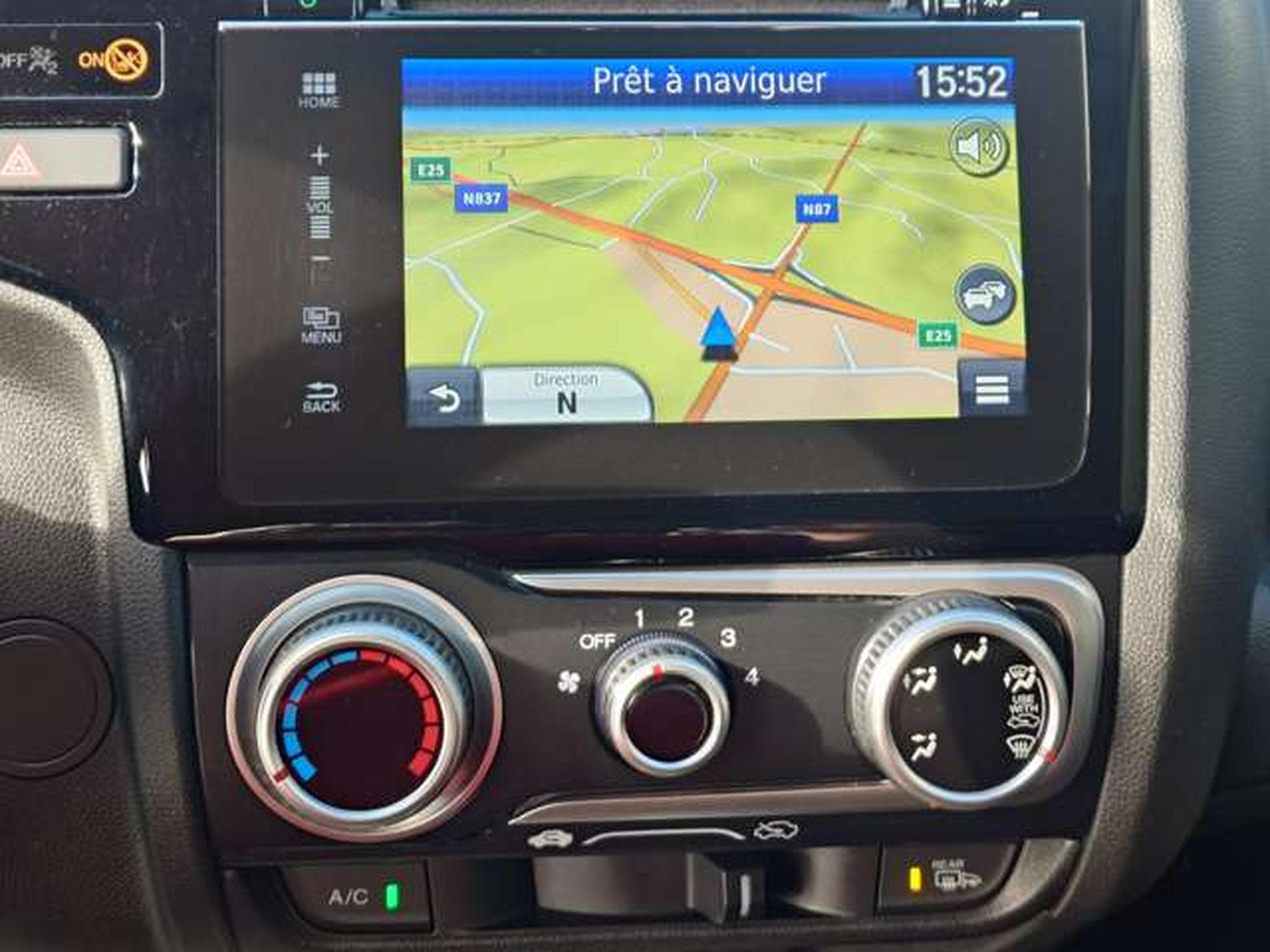 Honda Jazz Jazz 1.3i-VTEC Comfort  NAVI BVM6 (2018) - Photo 9