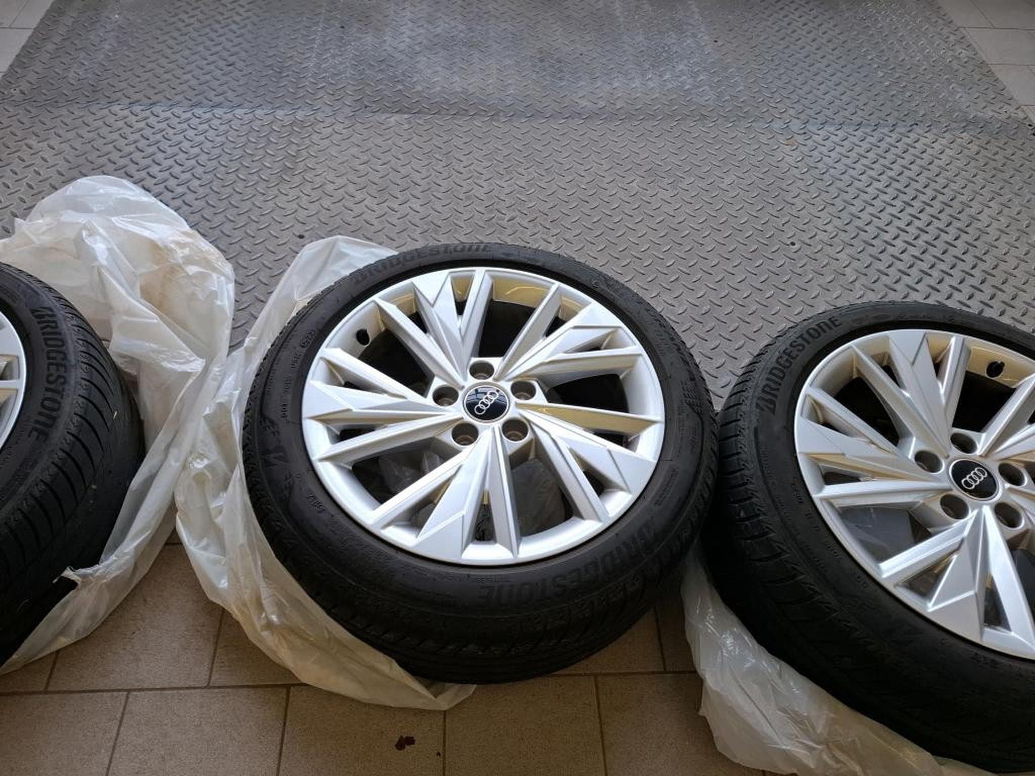 Audi A3 Sportback Advanced 2.0 30 TDI 115 CV *ATTELAGE* *MEPLAT* GAR (2023) - Foto 11