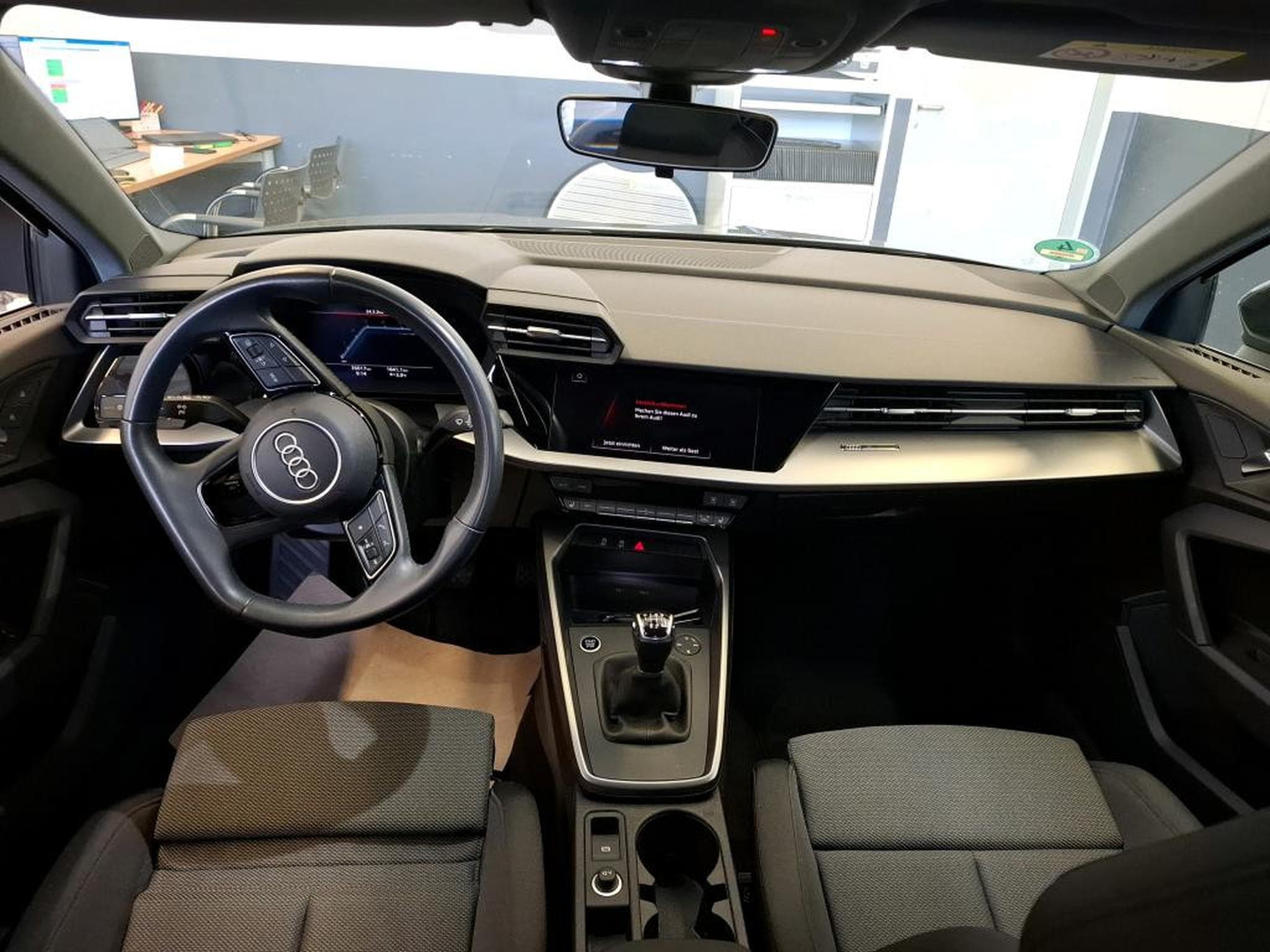 Audi A3 Sportback Advanced 2.0 30 TDI 115 CV *ATTELAGE* *MEPLAT* GAR (2023) - Foto 6