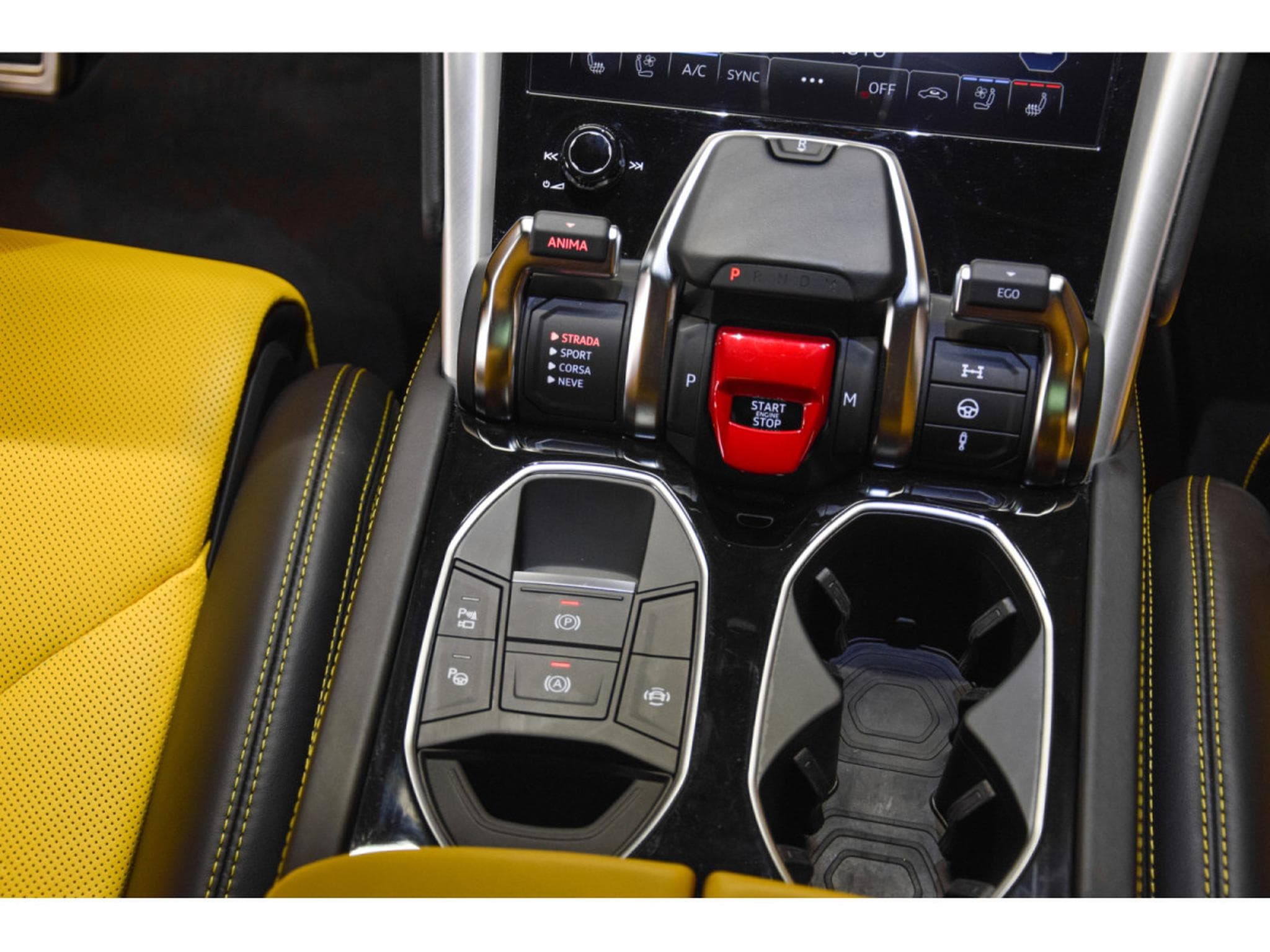 Lamborghini Urus V8 - GRIGIO KERES / GIALLO (2022) - Photo 16