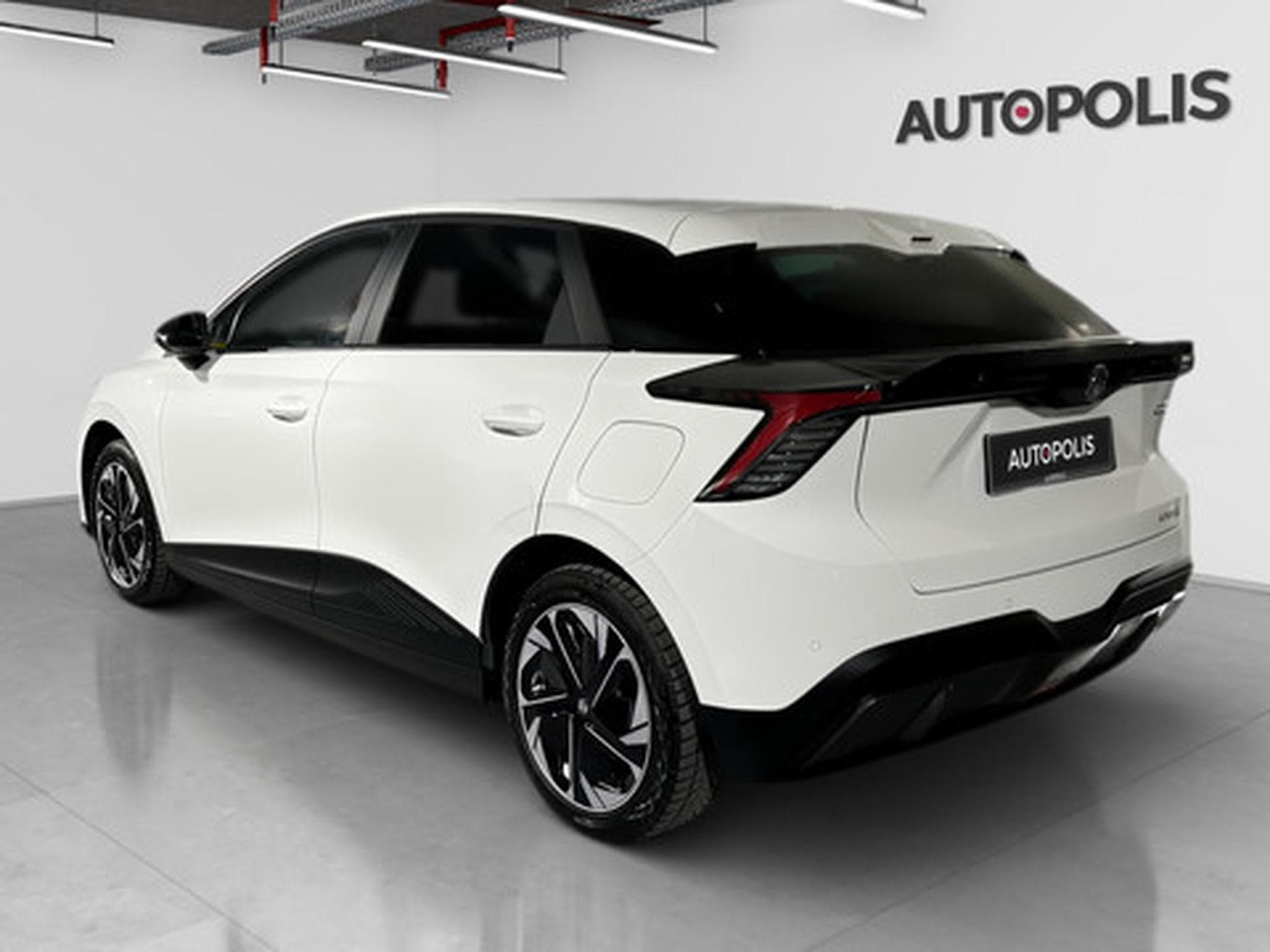 MG MG4 COMFORT 64 kWh (2026) - Photo 2