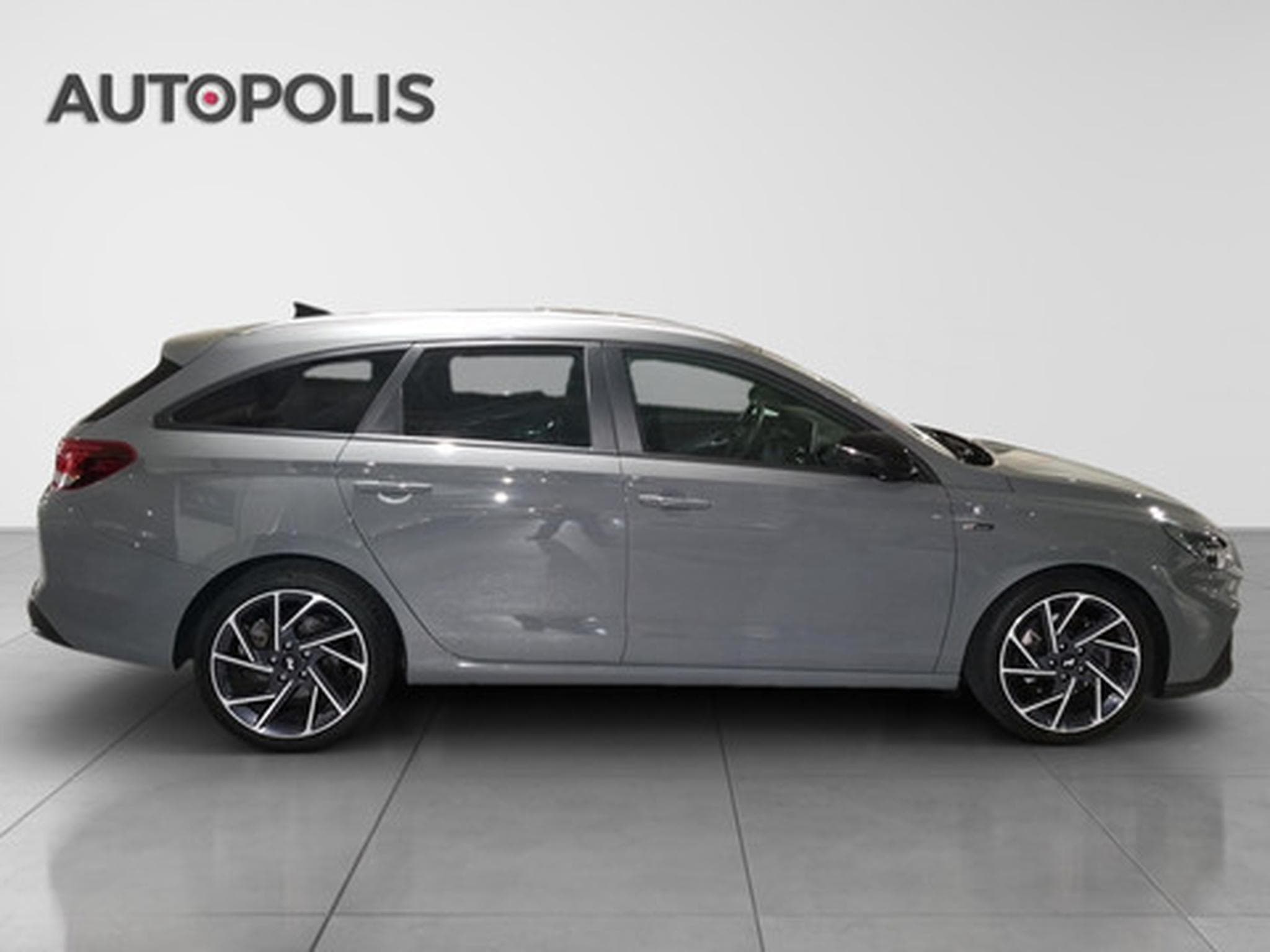 Hyundai i30 1.5 N-LINE (2026) - Photo 16