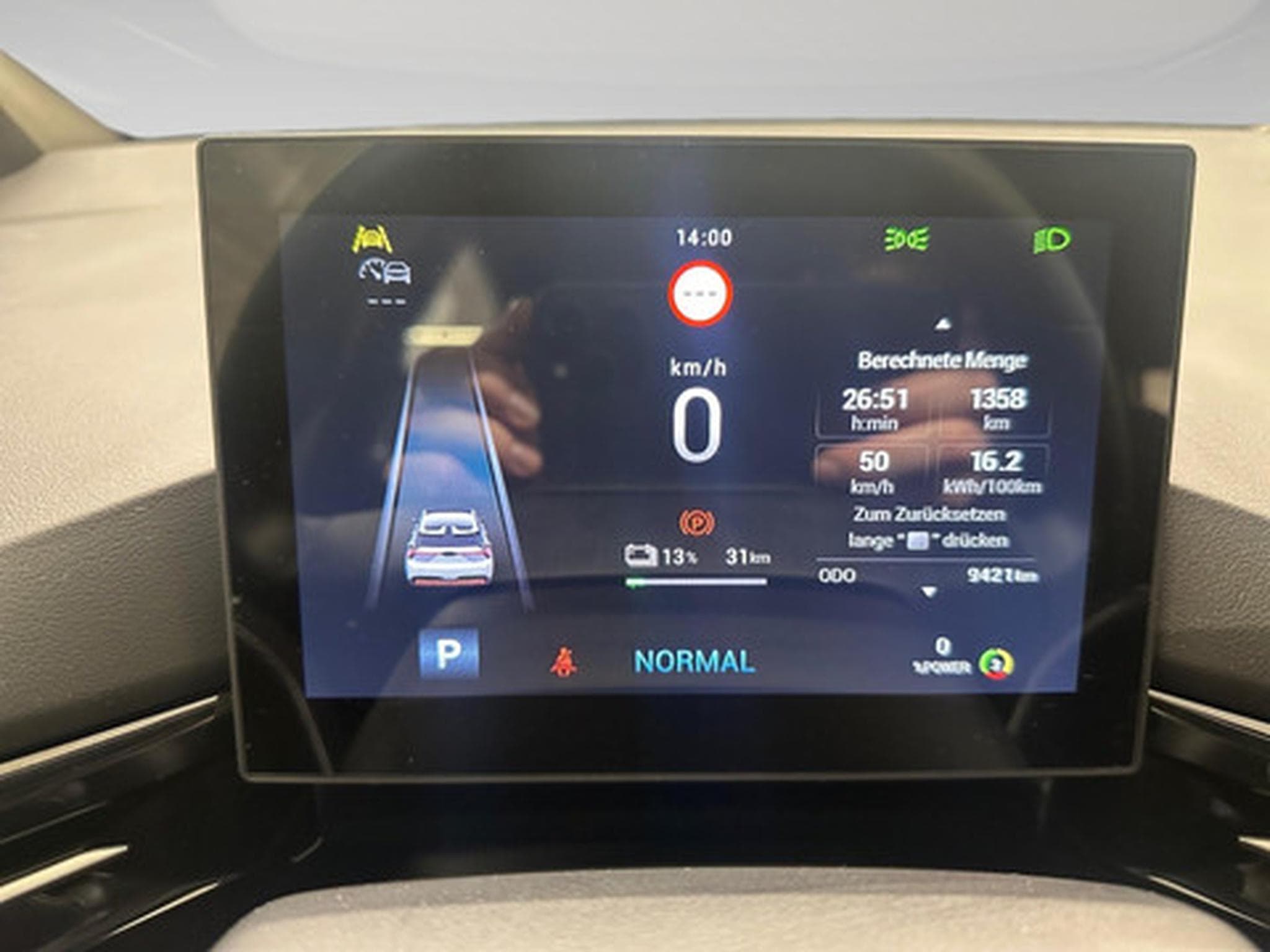 MG MG4 STANDARD (2026) - Photo 2