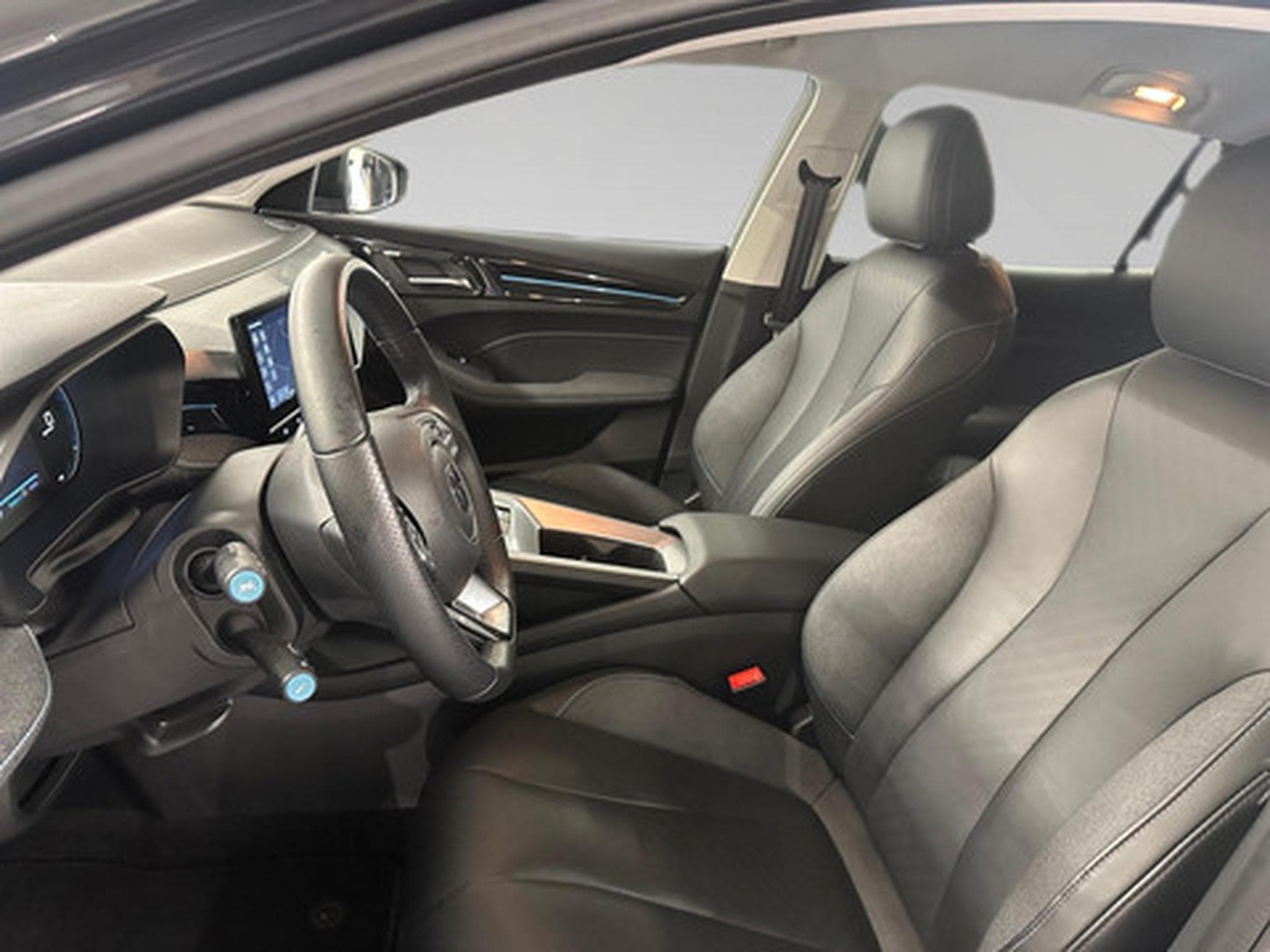 MG MG5 LUXURY (2026) - Photo 4