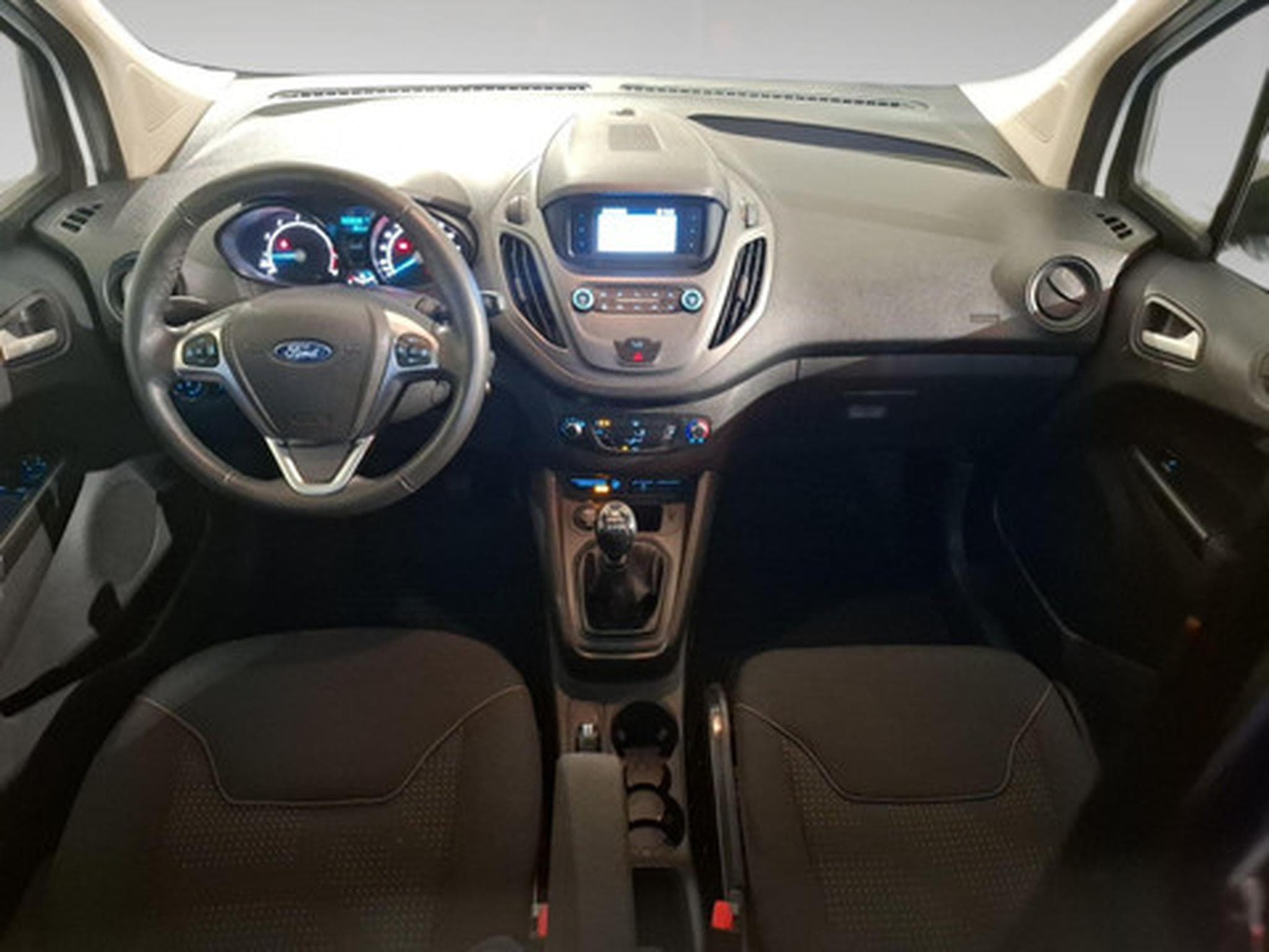 Ford Transit 1.0 Trend (2026) - Photo 3