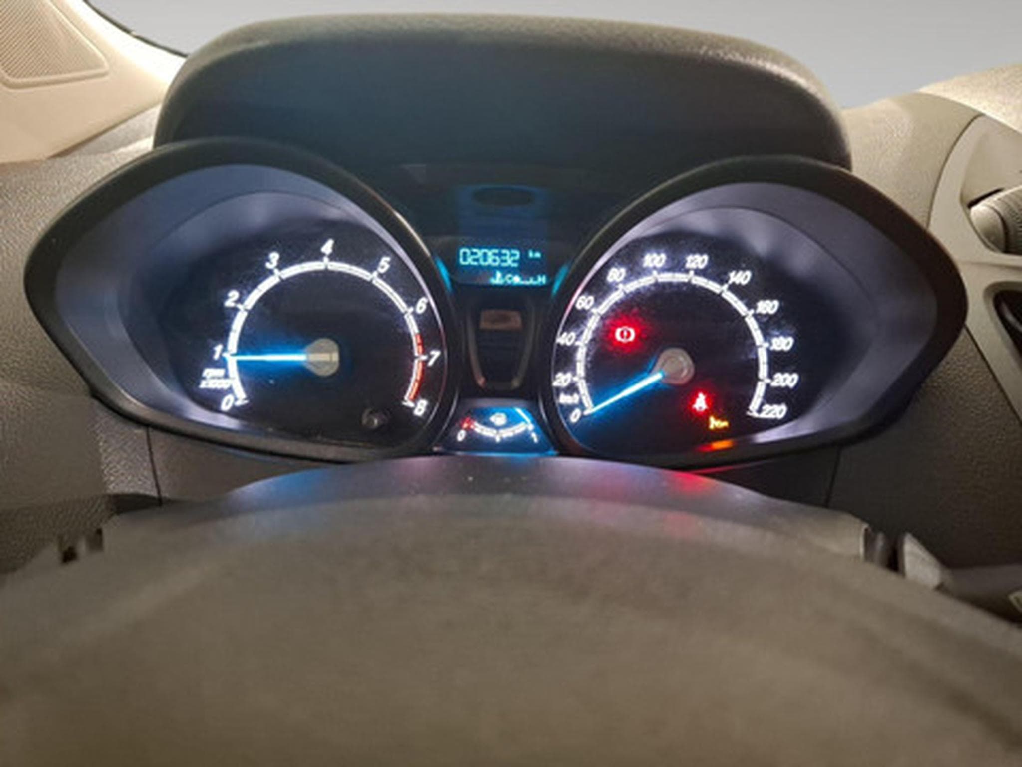 Ford Transit 1.0 Trend (2026) - Photo 5