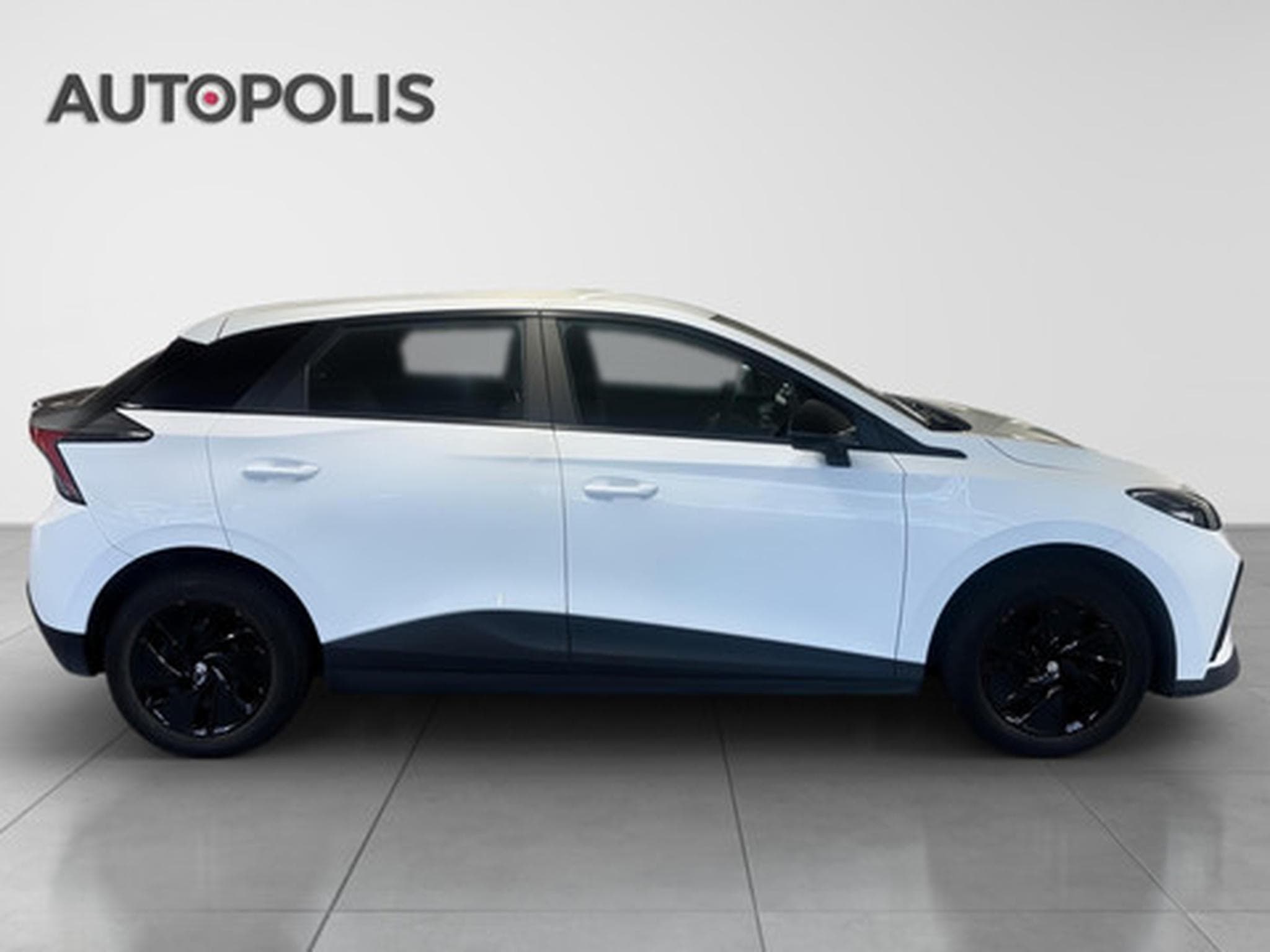 MG MG4 STANDARD (2026) - Photo 16