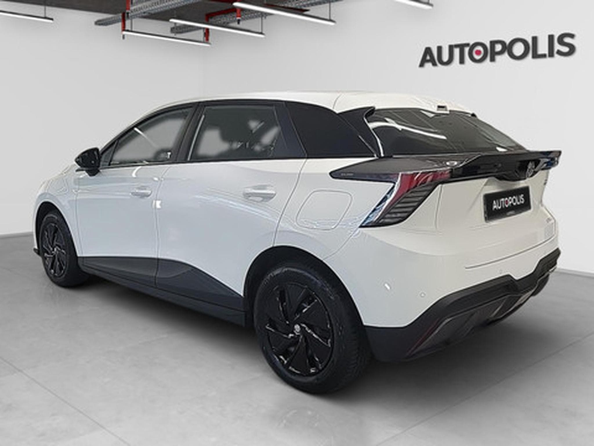 MG MG4 STANDARD (2026) - Photo 13