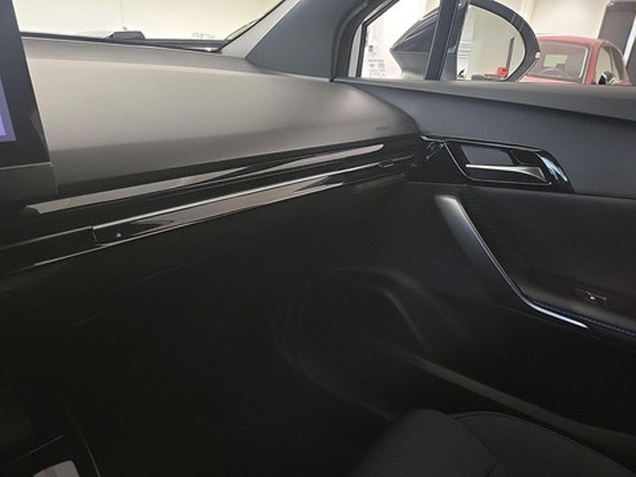 MG MG4 STANDARD (2026) - Photo 9