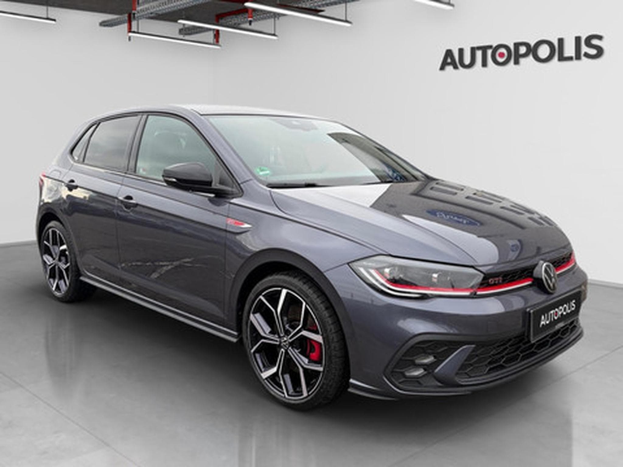 VW Polo GTI 2.0 GTI 207 PS Couleur Gris Fonce (2026) - Photo 17