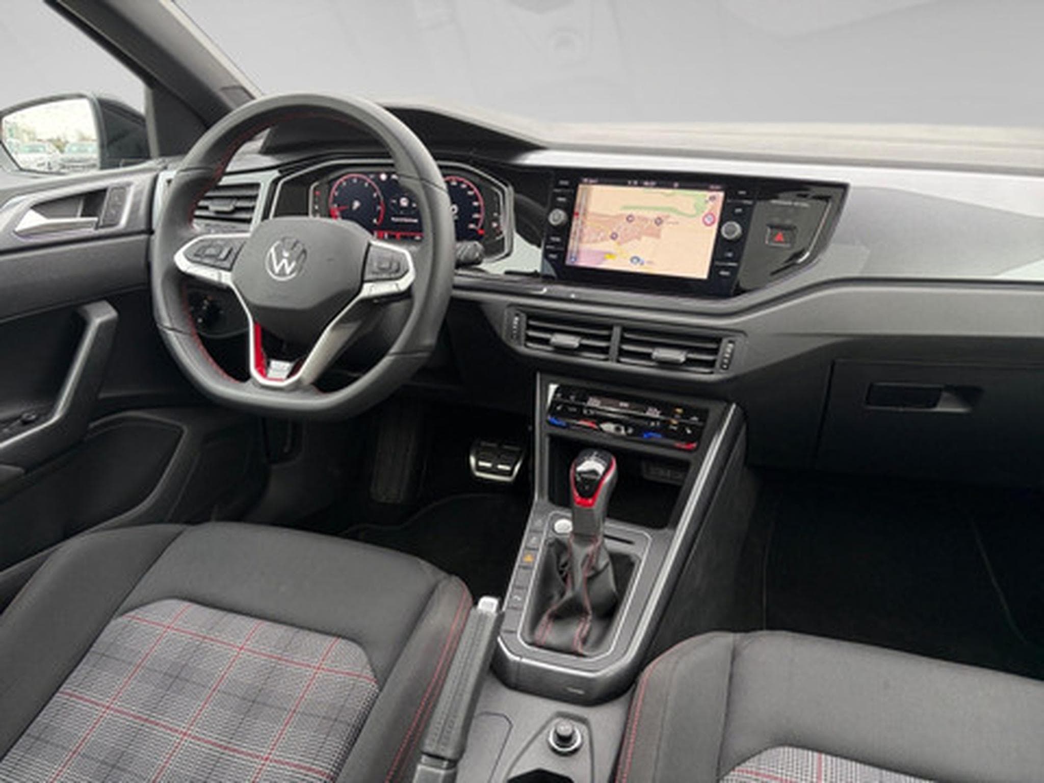 VW Polo GTI 2.0 GTI 207 PS Couleur Gris Fonce (2026) - Photo 6