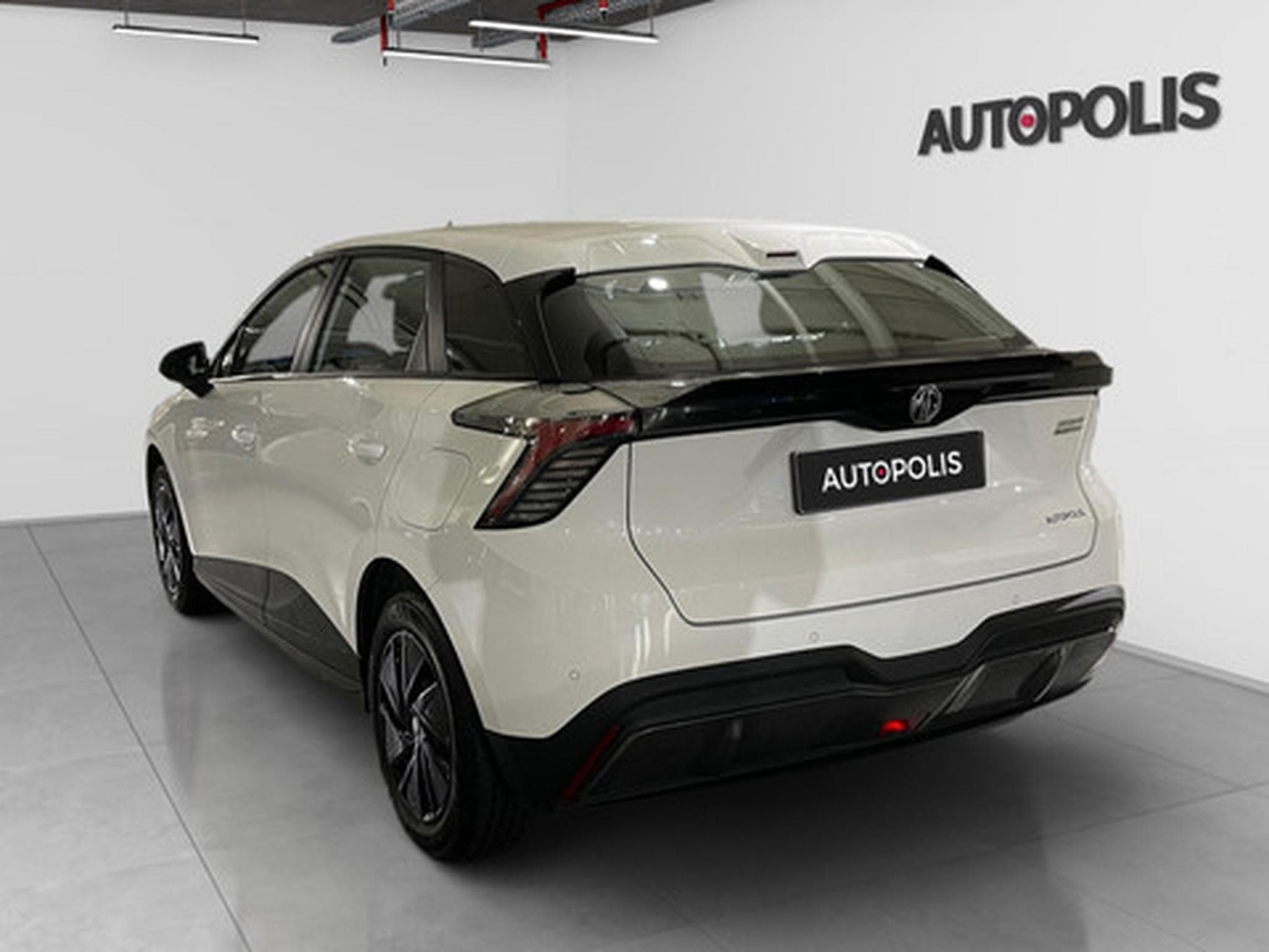 MG MG4 STANDARD (2026) - Photo 18