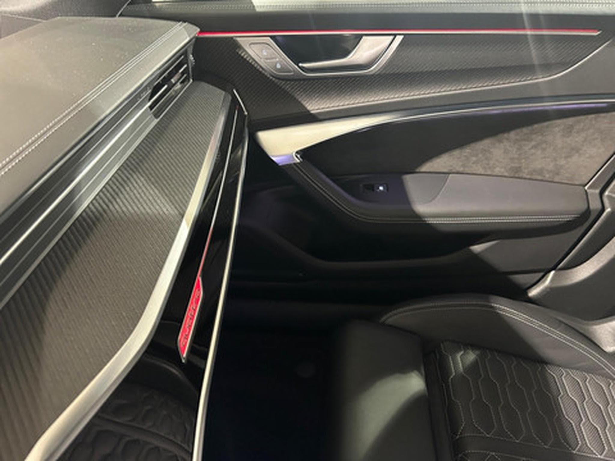 Audi RS6 4.0 RS6 (2026) - Photo 18