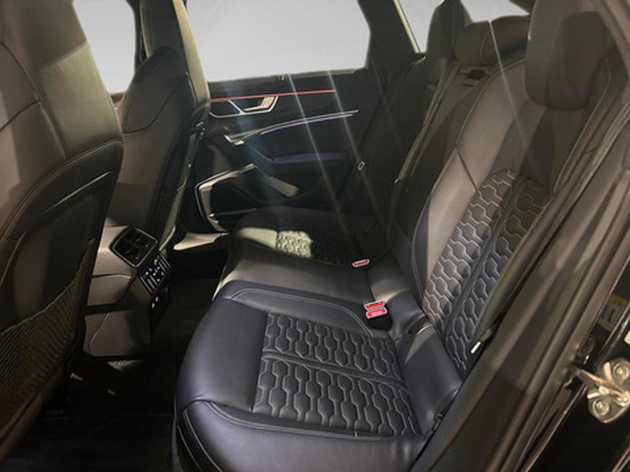 Audi RS6 4.0 RS6 (2026) - Photo 20