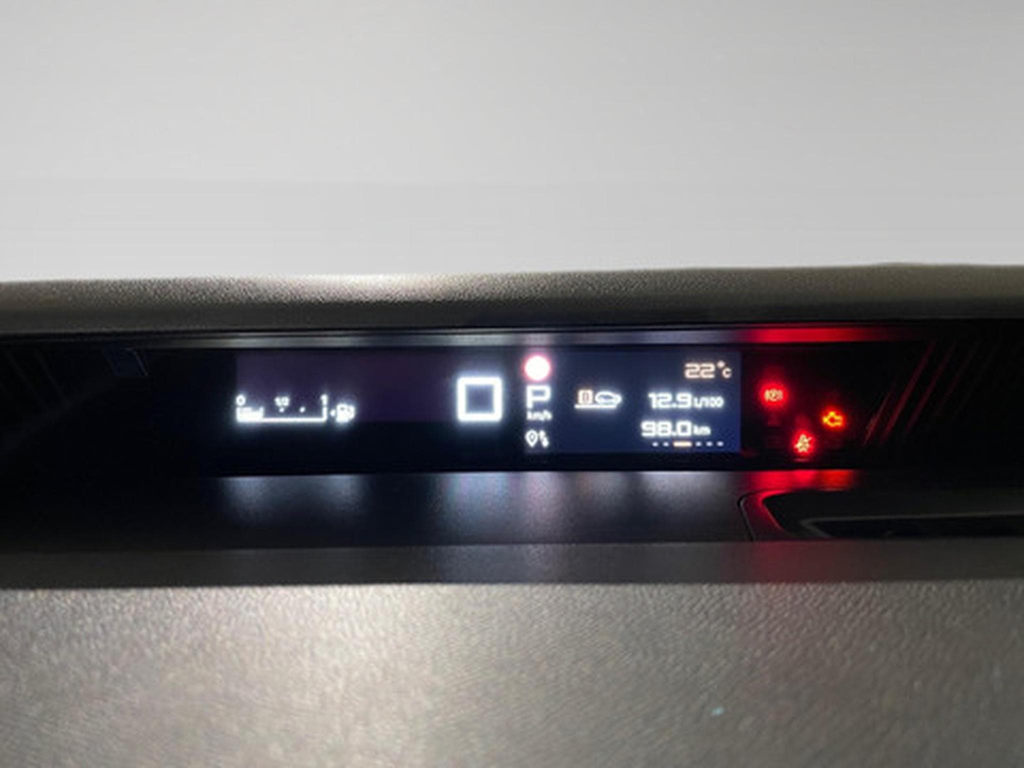 Citroën C3 Aircross Hybride 136 ëDCS6 MAX (2026) - Photo 2