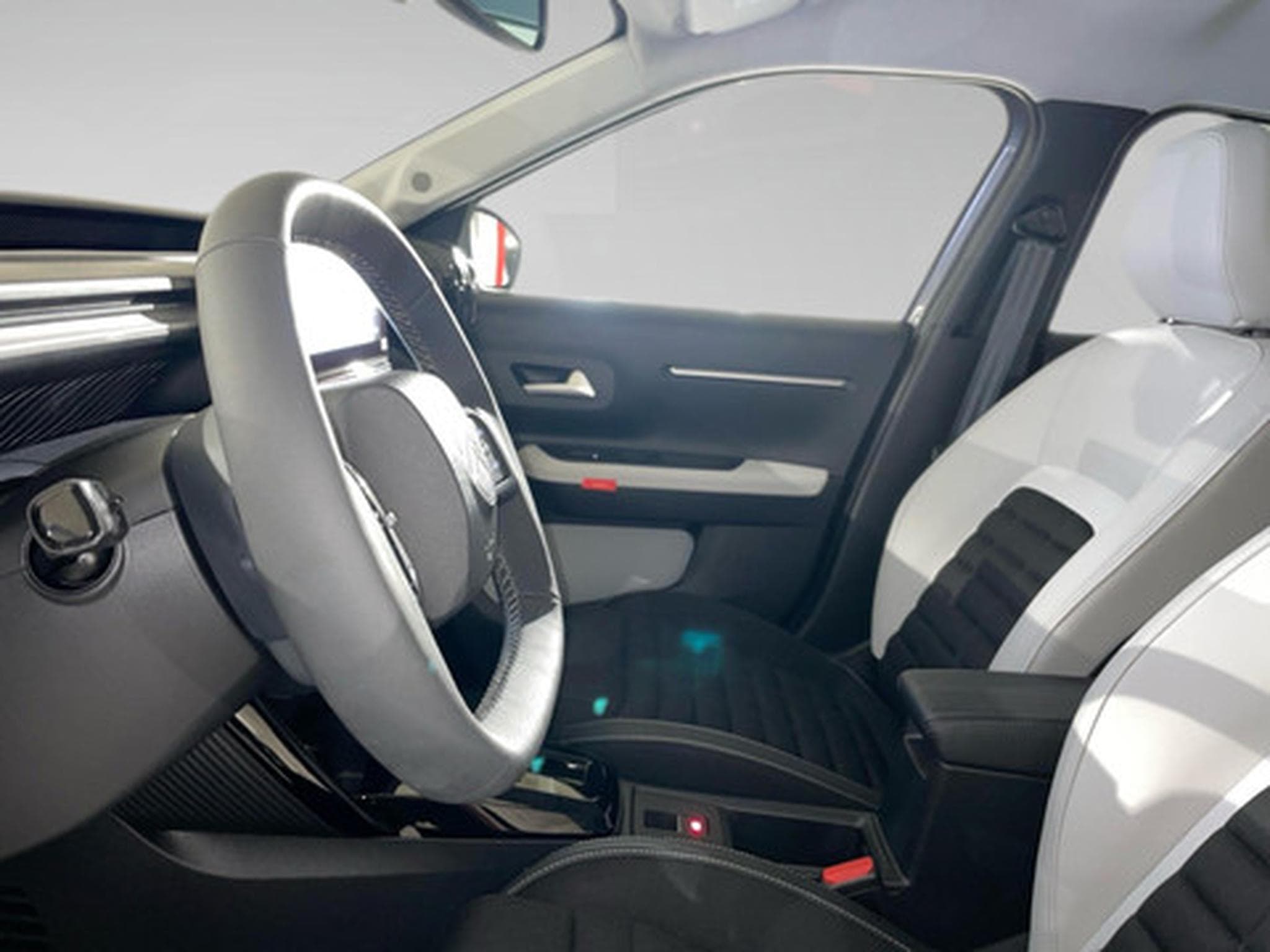 Citroën C3 Aircross Hybride 136 ëDCS6 MAX (2026) - Photo 4