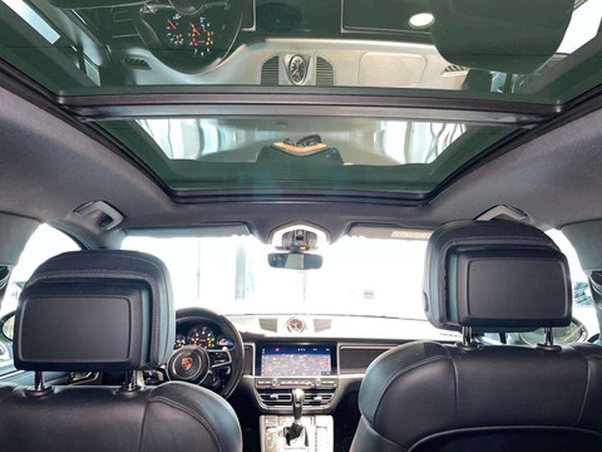 Porsche Macan 2.0 Macan (2020) - Photo 14