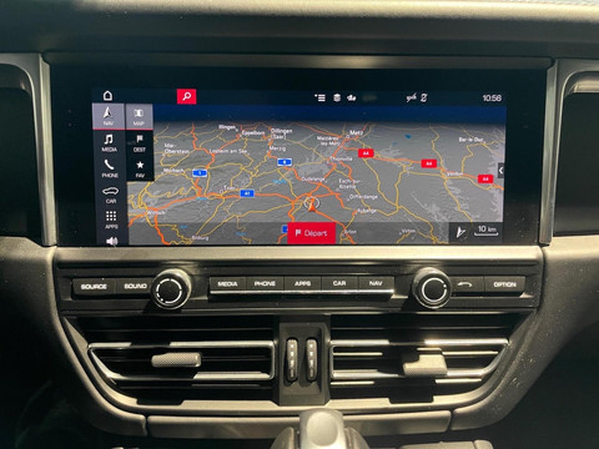 Porsche Macan 2.0 Macan (2020) - Photo 3