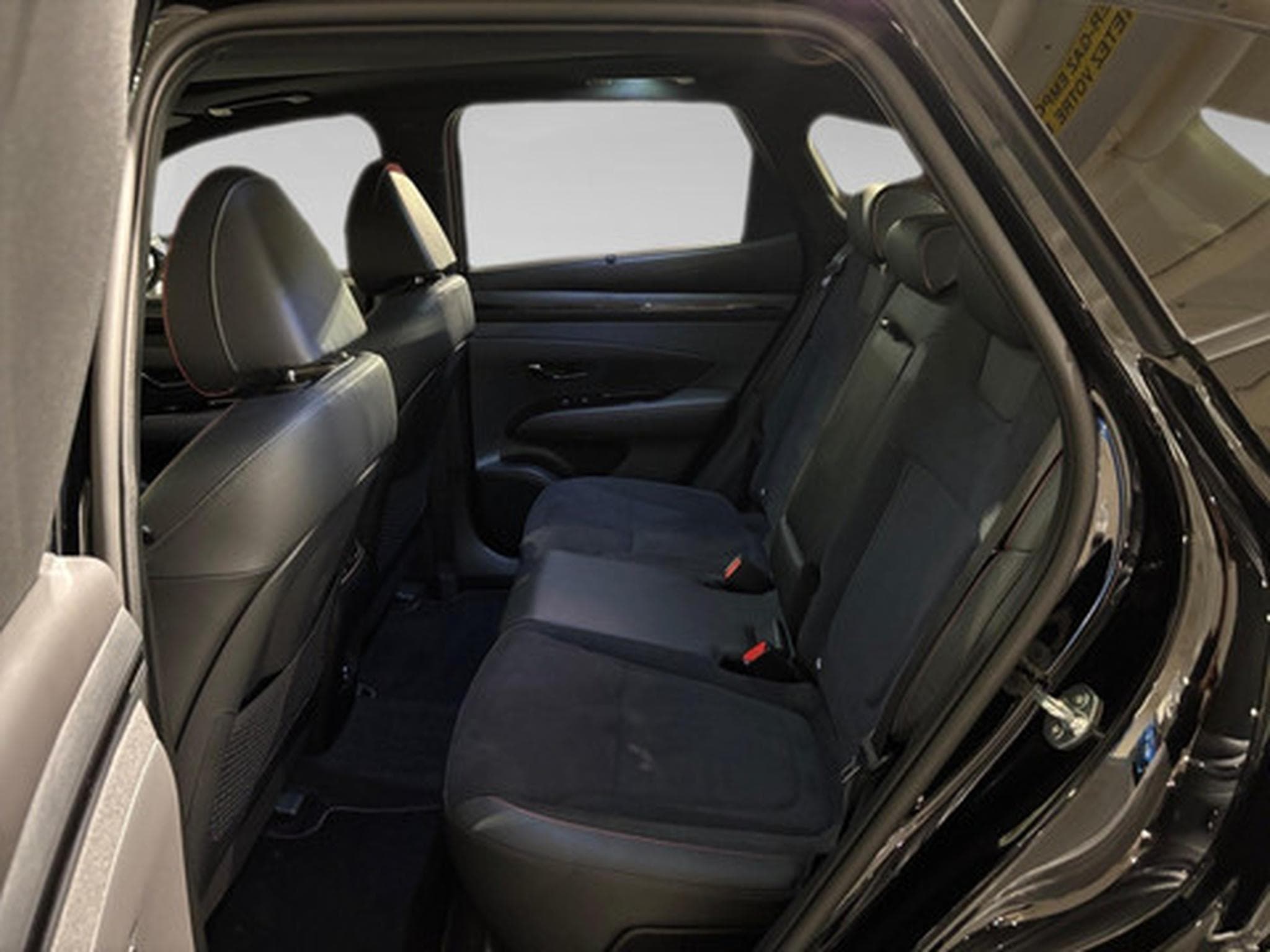 Hyundai Tucson 1.6 N LINE PLUG IN (2026) - Photo 11