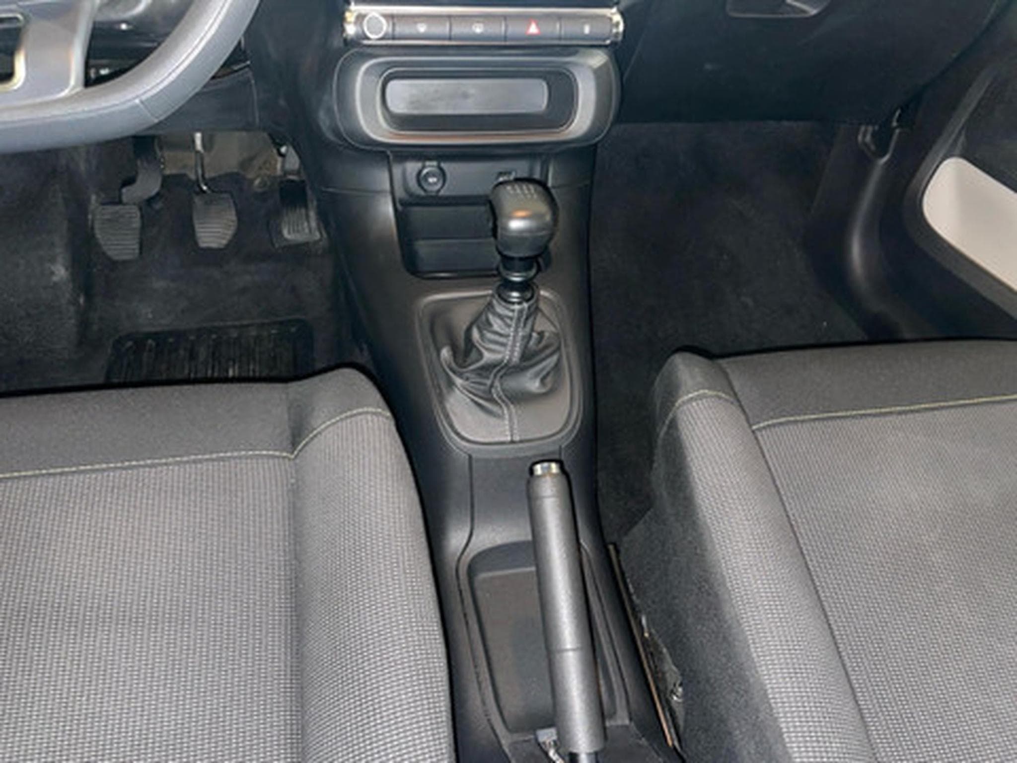 Citroën C3 1.5 BlueHDi 100 S&S (2024) - Foto 10