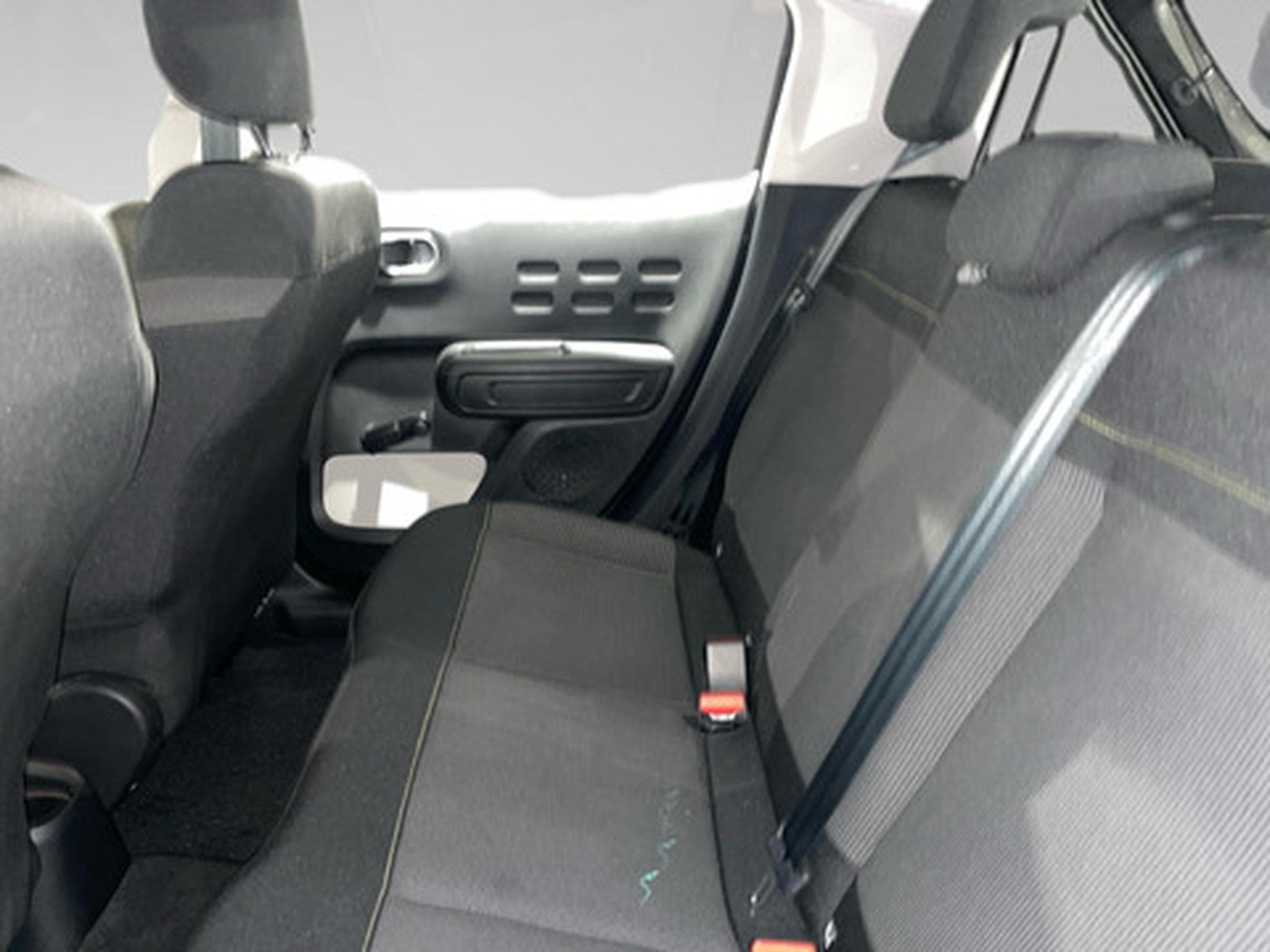 Citroën C3 1.5 BlueHDi 100 S&S (2024) - Foto 11