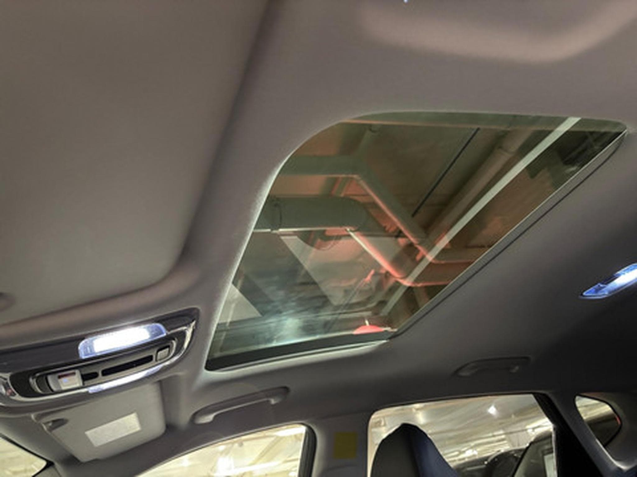 Hyundai Kona 1.6 SHINE (2026) - Foto 11