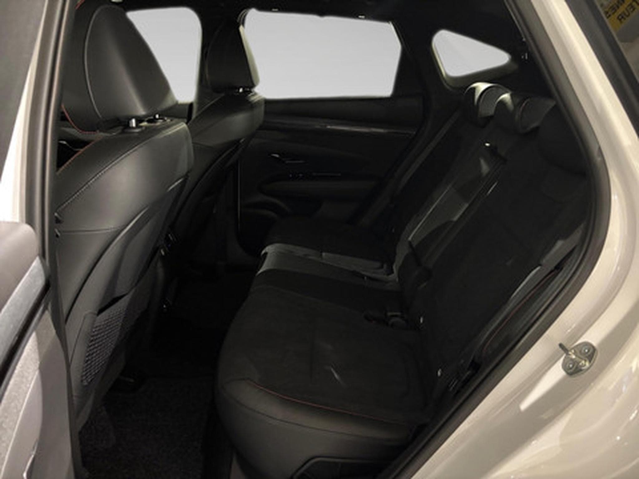 Hyundai Tucson 1.6 N LINE PLUG IN HYBRID (2026) - Foto 11