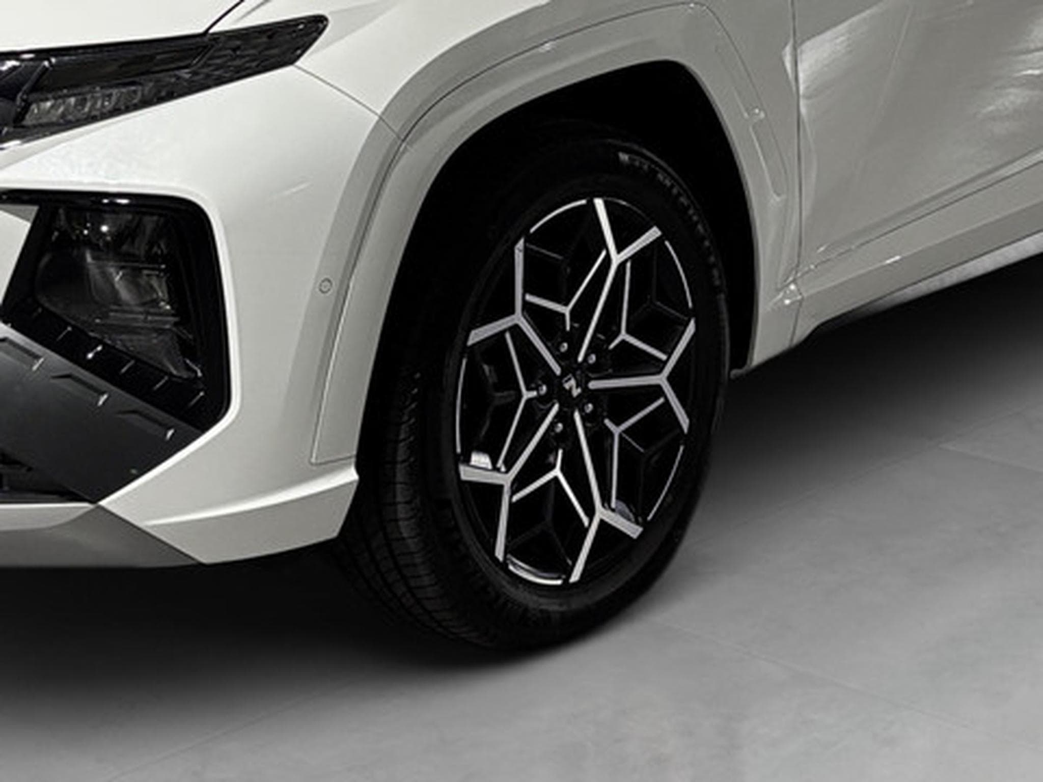 Hyundai Tucson 1.6 N LINE PLUG IN HYBRID (2026) - Foto 21