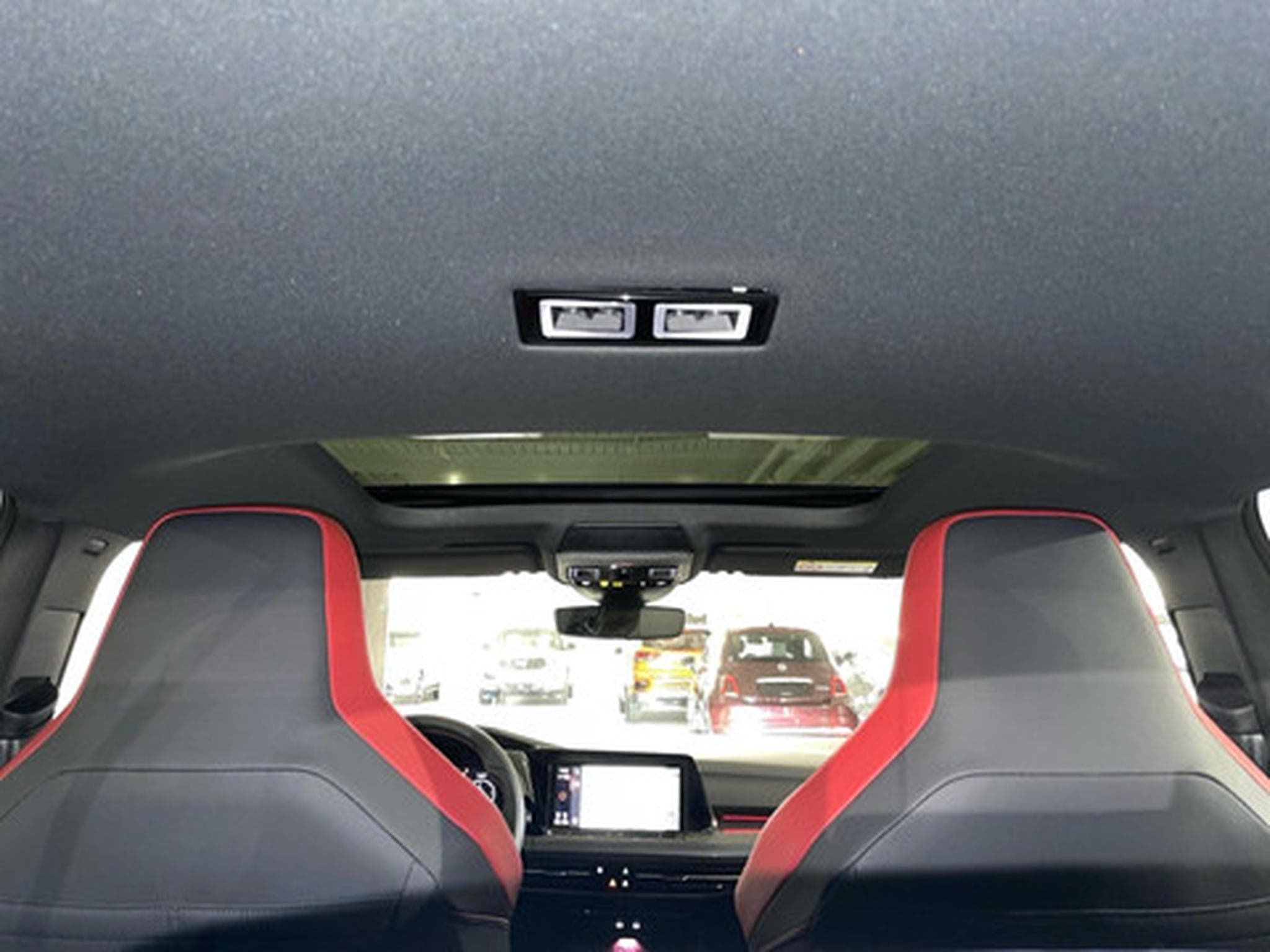 VW Golf 2.0 GTI Clubsport 300 PS (2026) - Foto 14