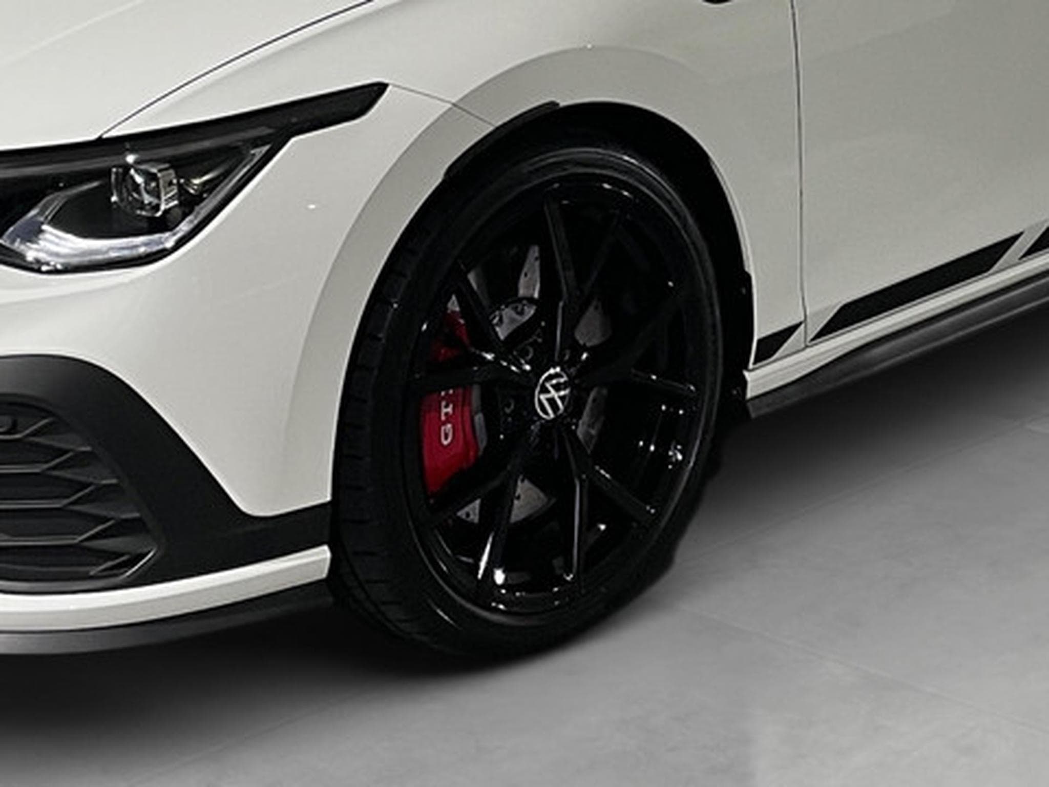 VW Golf 2.0 GTI Clubsport 300 PS (2026) - Foto 22