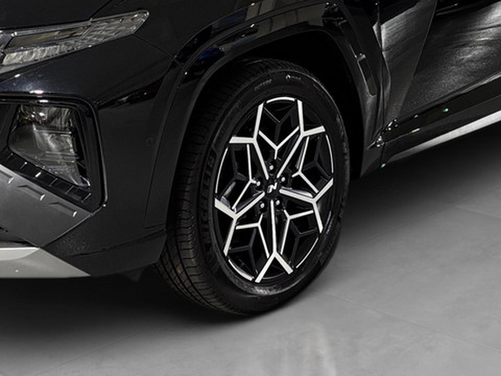 Hyundai Tucson 1.6 N LINE PLUG IN HYBRID (2026) - Foto 21