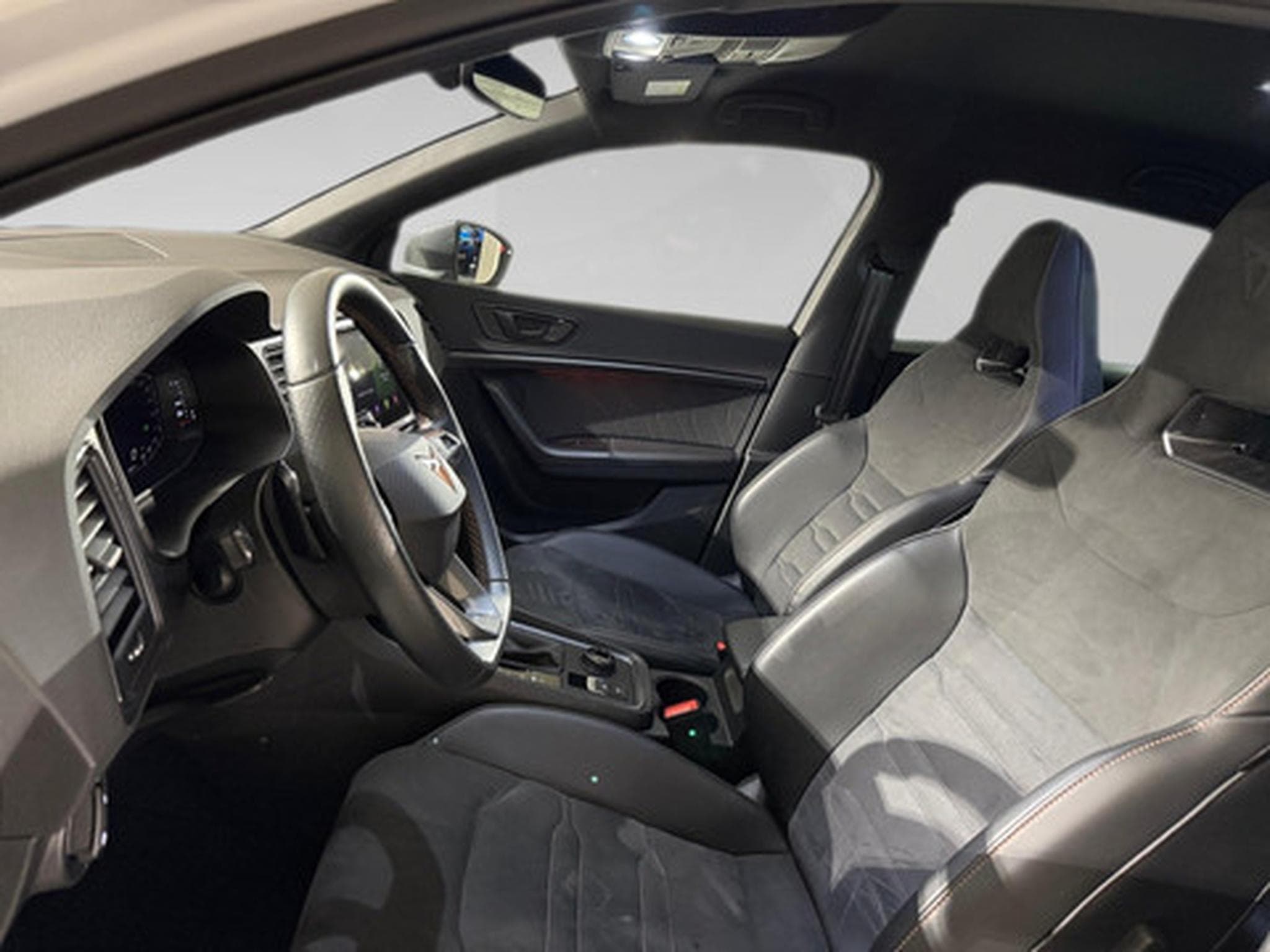 Cupra Ateca 2.0 TSI 221kW VZ DSG 4WD (2026) - Foto 3