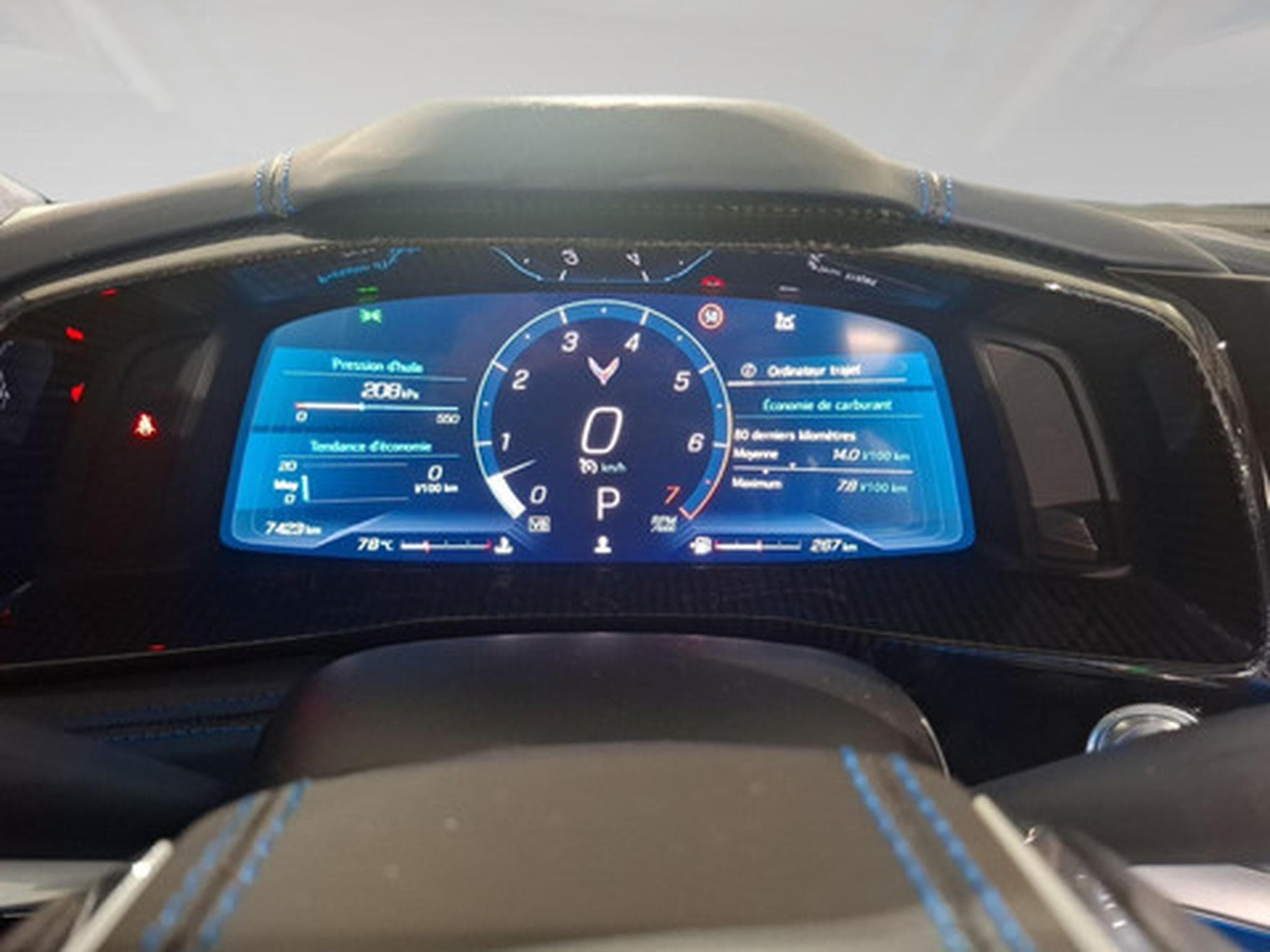 Chevrolet Corvette C8 6.2STINGRAY CAB 3LT V8 6.2 (2026) - Foto 2