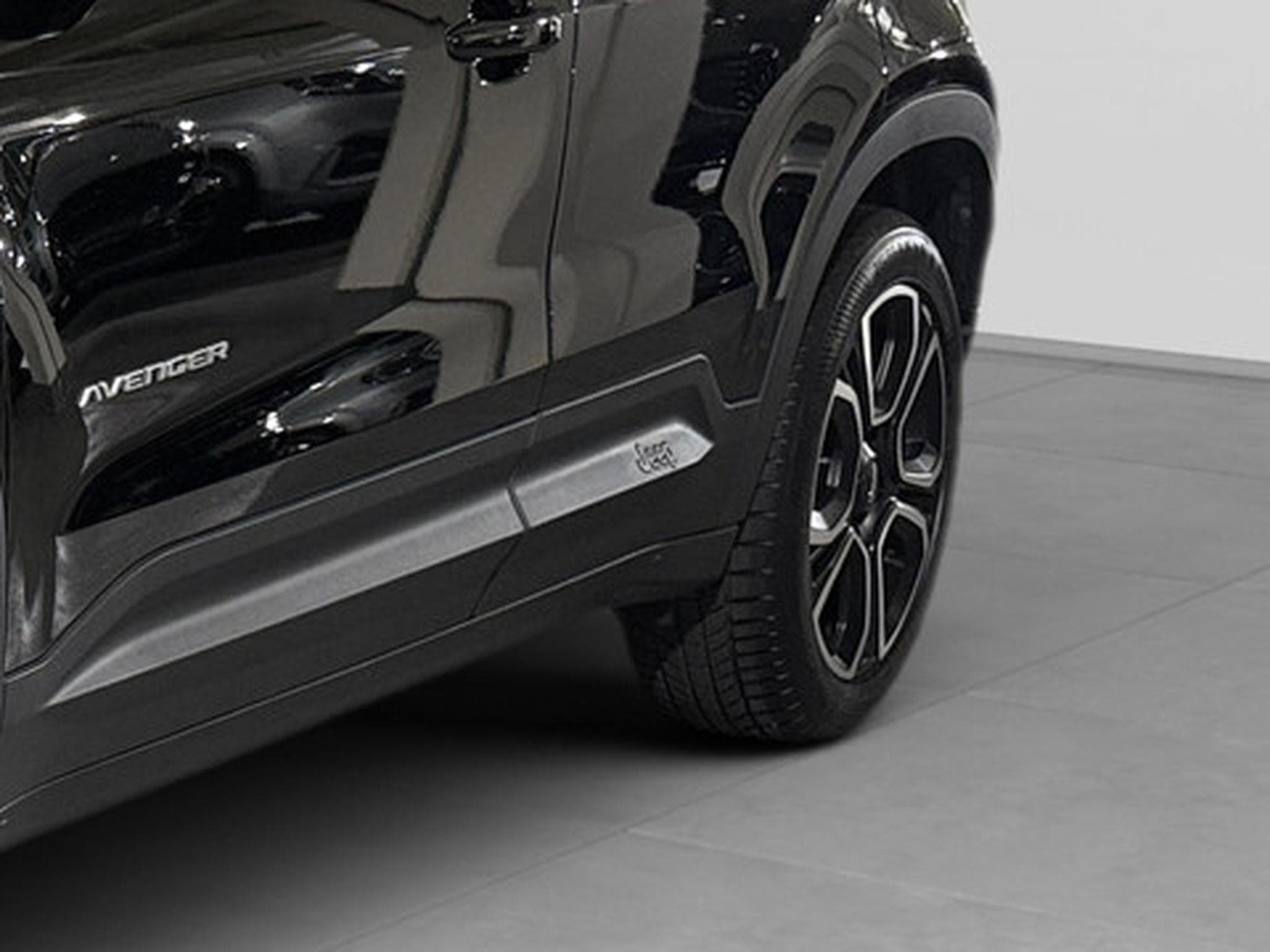 Jeep Avenger 1.2 Altitude MHEV (2026) - Foto 20