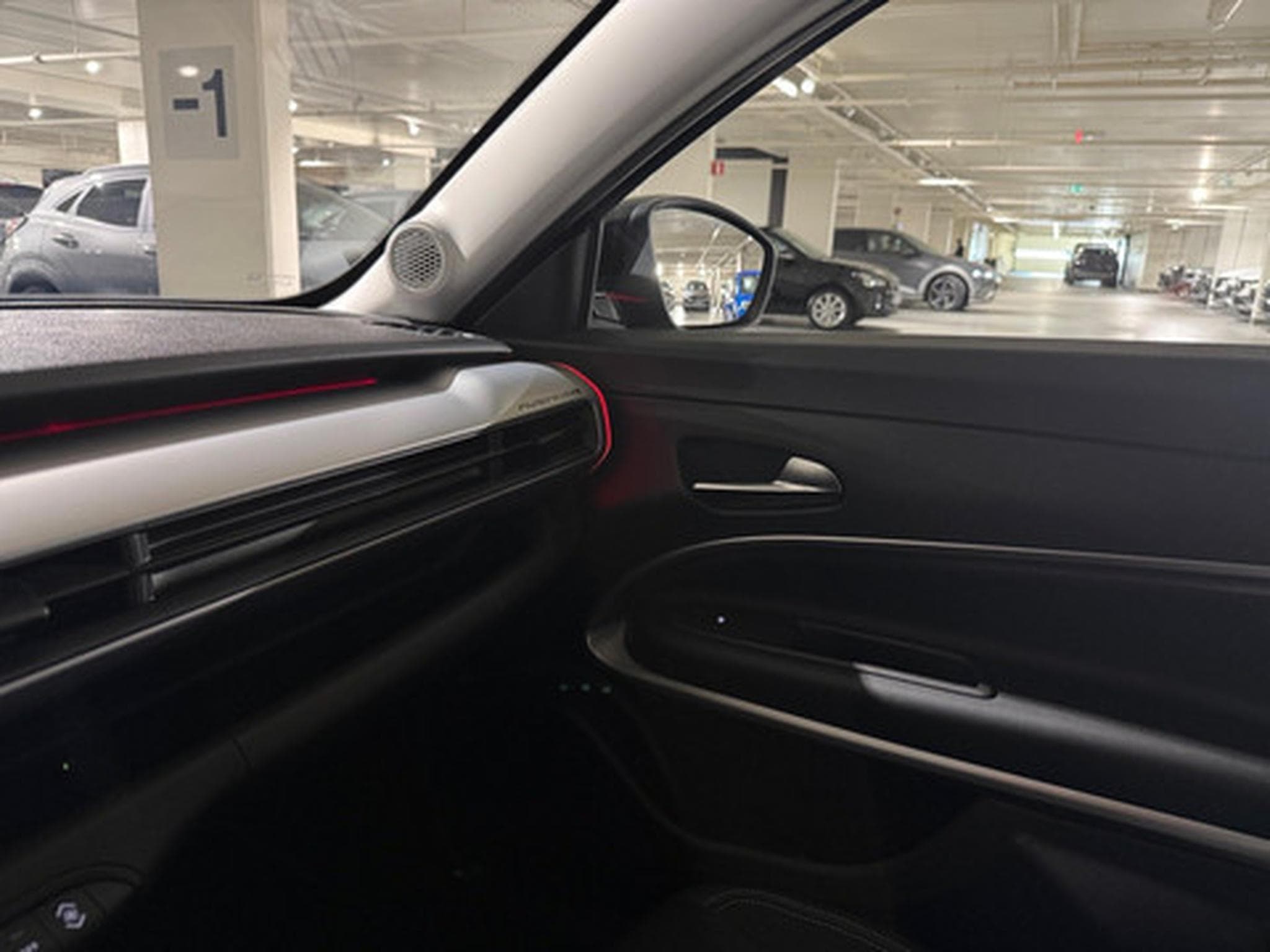 Jeep Avenger 1.2 Altitude MHEV (2026) - Foto 9