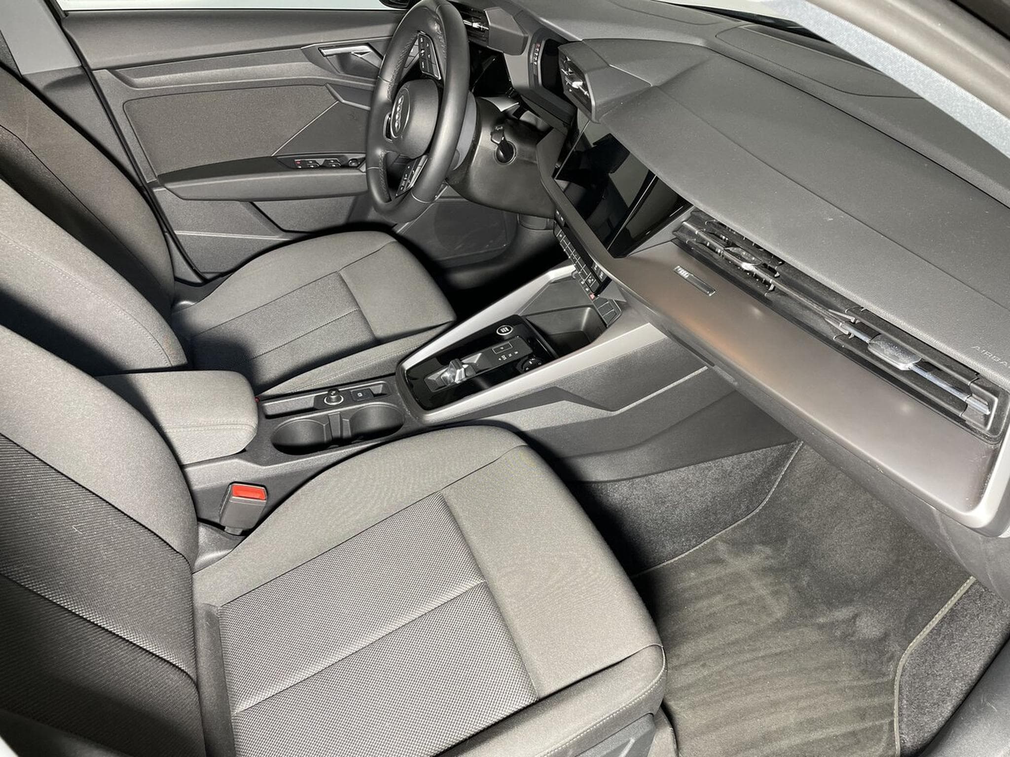 Audi A3 SPORTBACK 30 TFSI 110 S-TRONIC 7 BUSINESS VIRTUAL COCKPIT (2022) - Photo 12