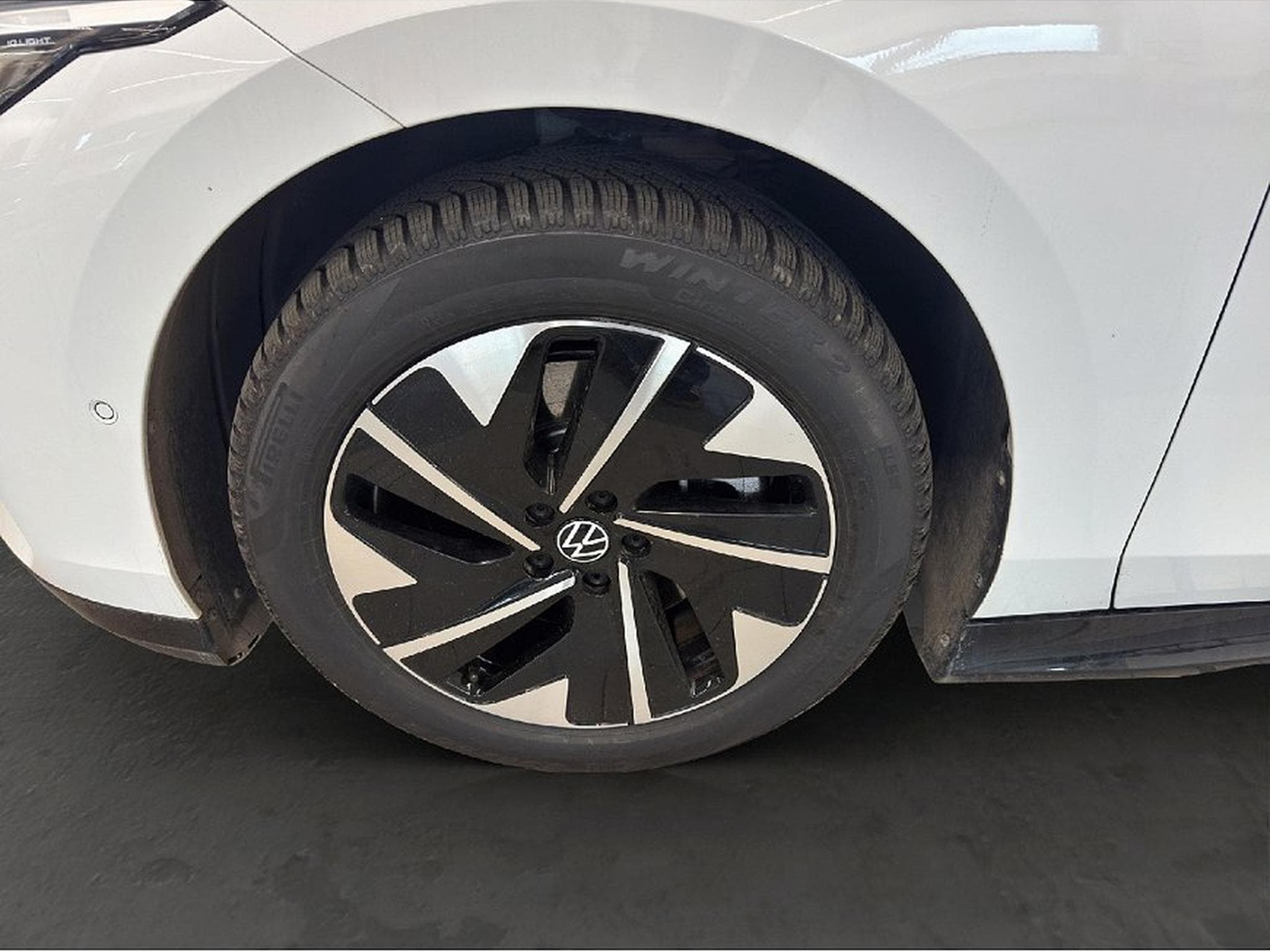 VW ID.5 (2025) - Foto 8